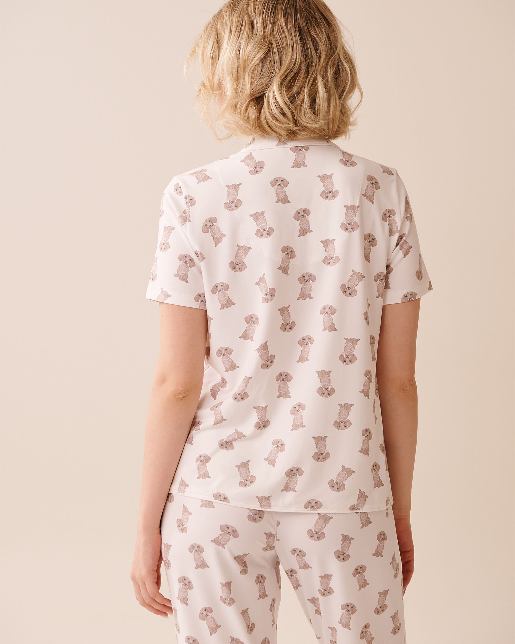LA VIE EN ROSE Dachshund Print Super Soft Button-down Shirt White/Dachshunds 40100774 - View2