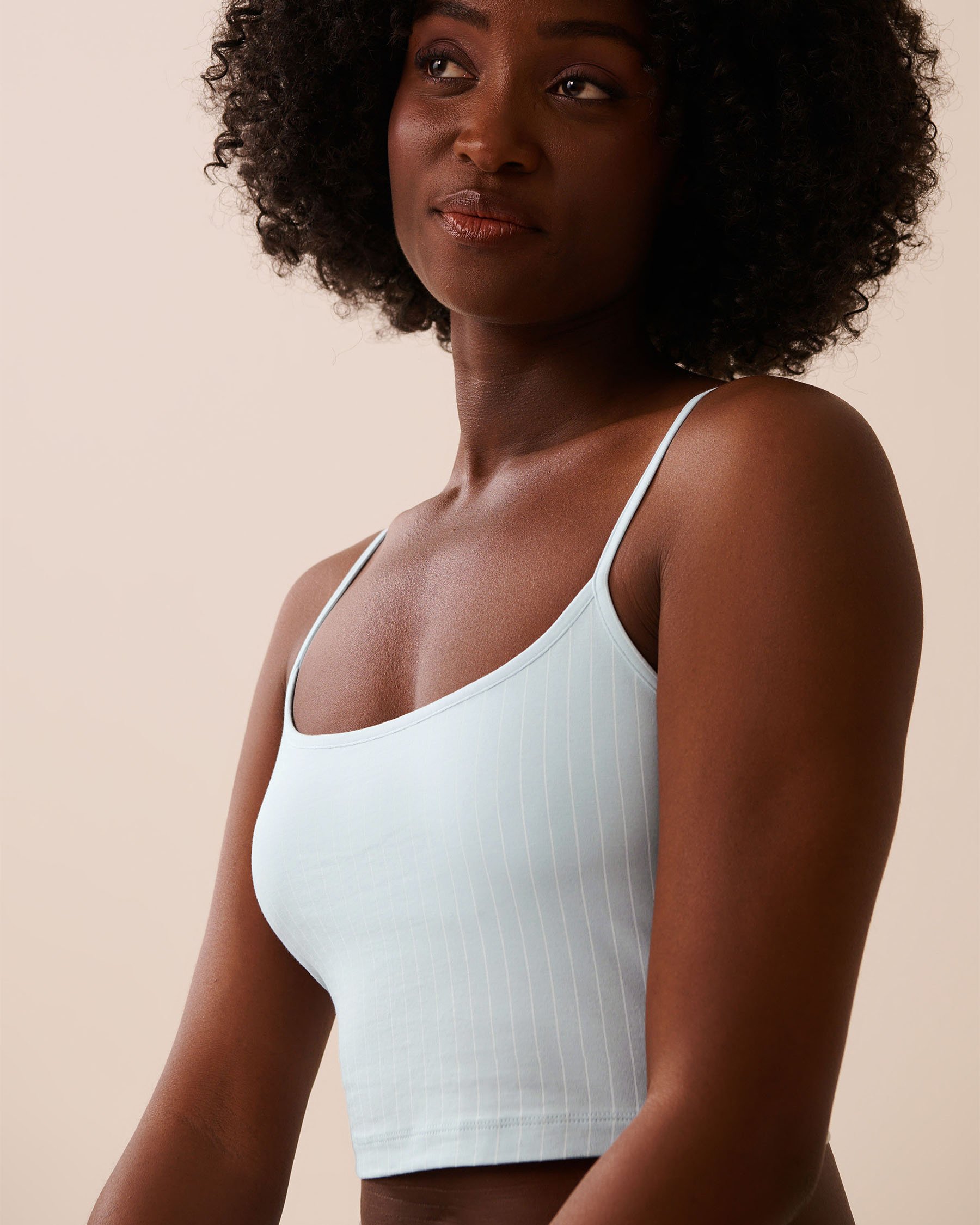 LA VIE EN ROSE Camisole courte à soutien intégré en coton Rayures bleus & blanches 40100782 - Voir3