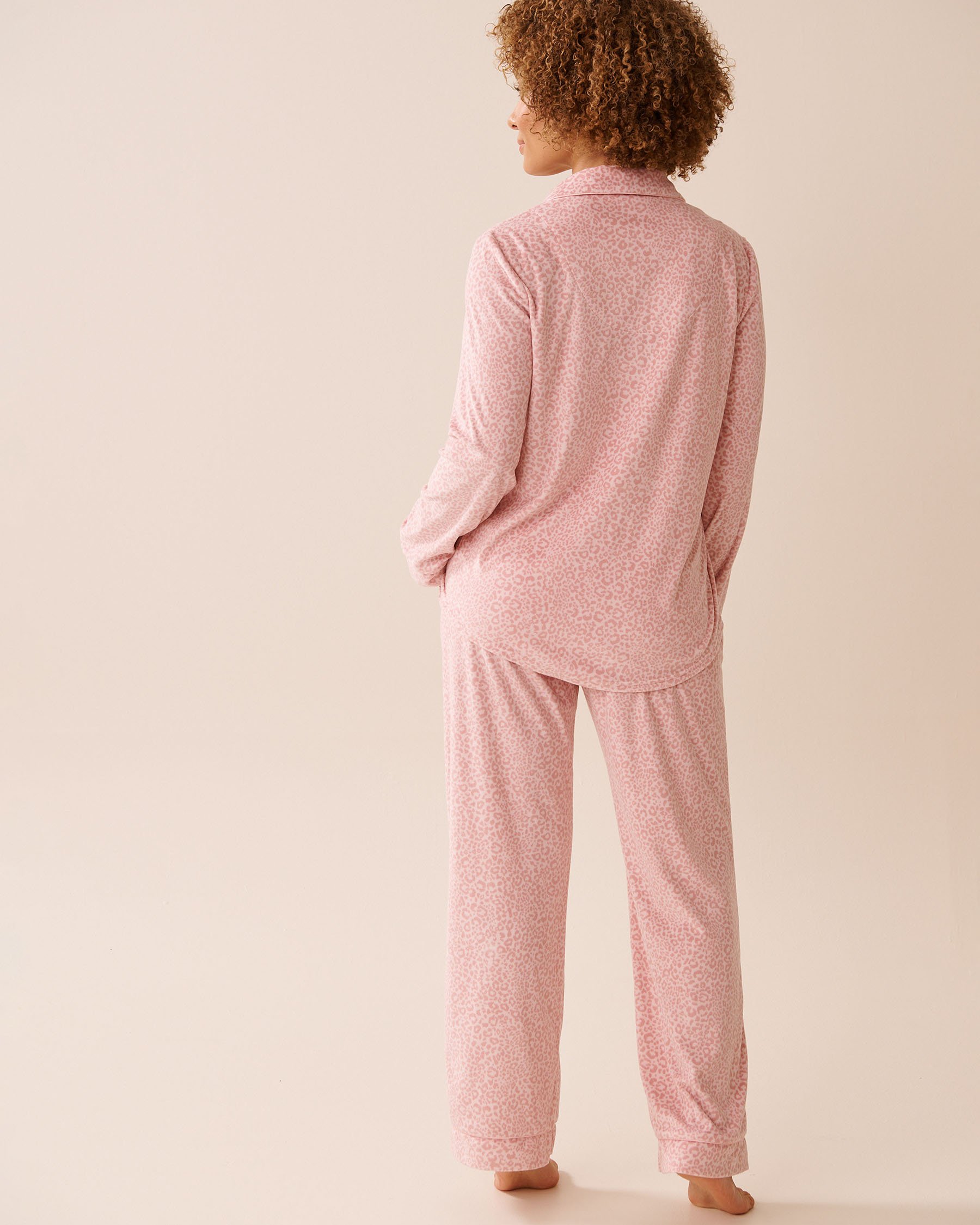 LA VIE EN ROSE Leopard Print Soft Velour PJ Set Pink Leopard 40400086 - View2