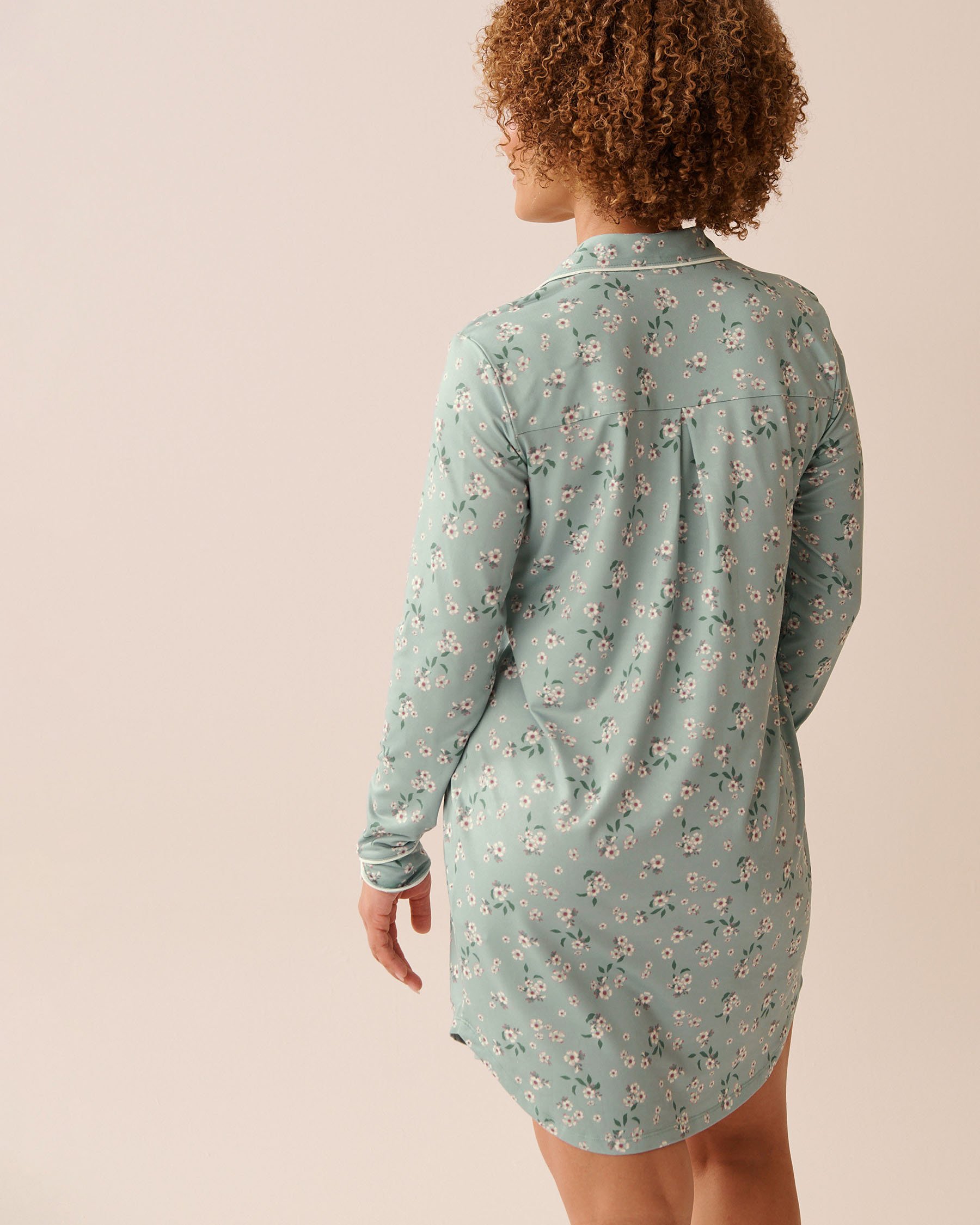 LA VIE EN ROSE Floral Print Super Soft Long Sleeve Sleepshirt Green/White Flowers 40500445 - View2