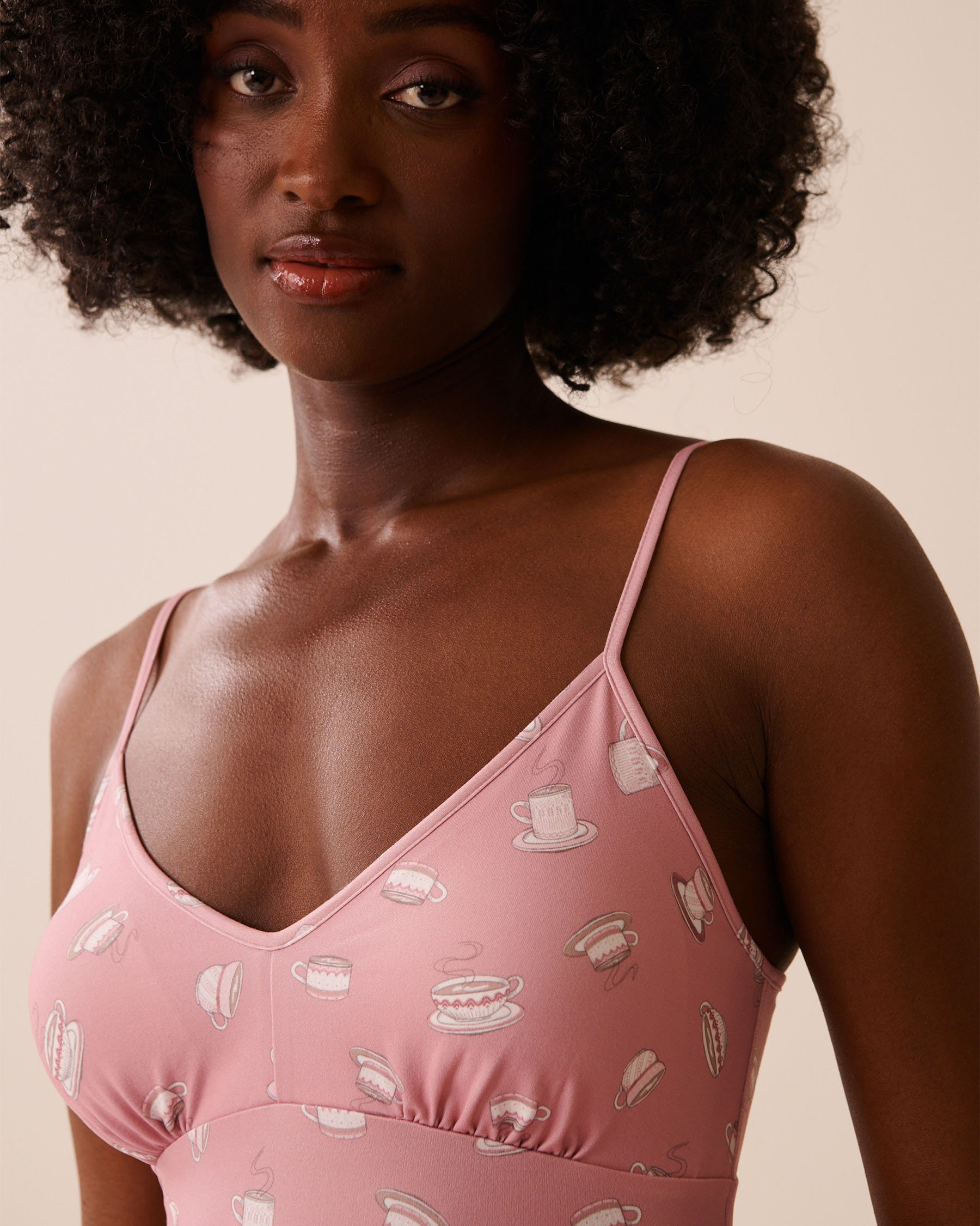 LA VIE EN ROSE Coffee Cup Print Super Soft Nightie Pink/Coffee Cups 40500450 - View4