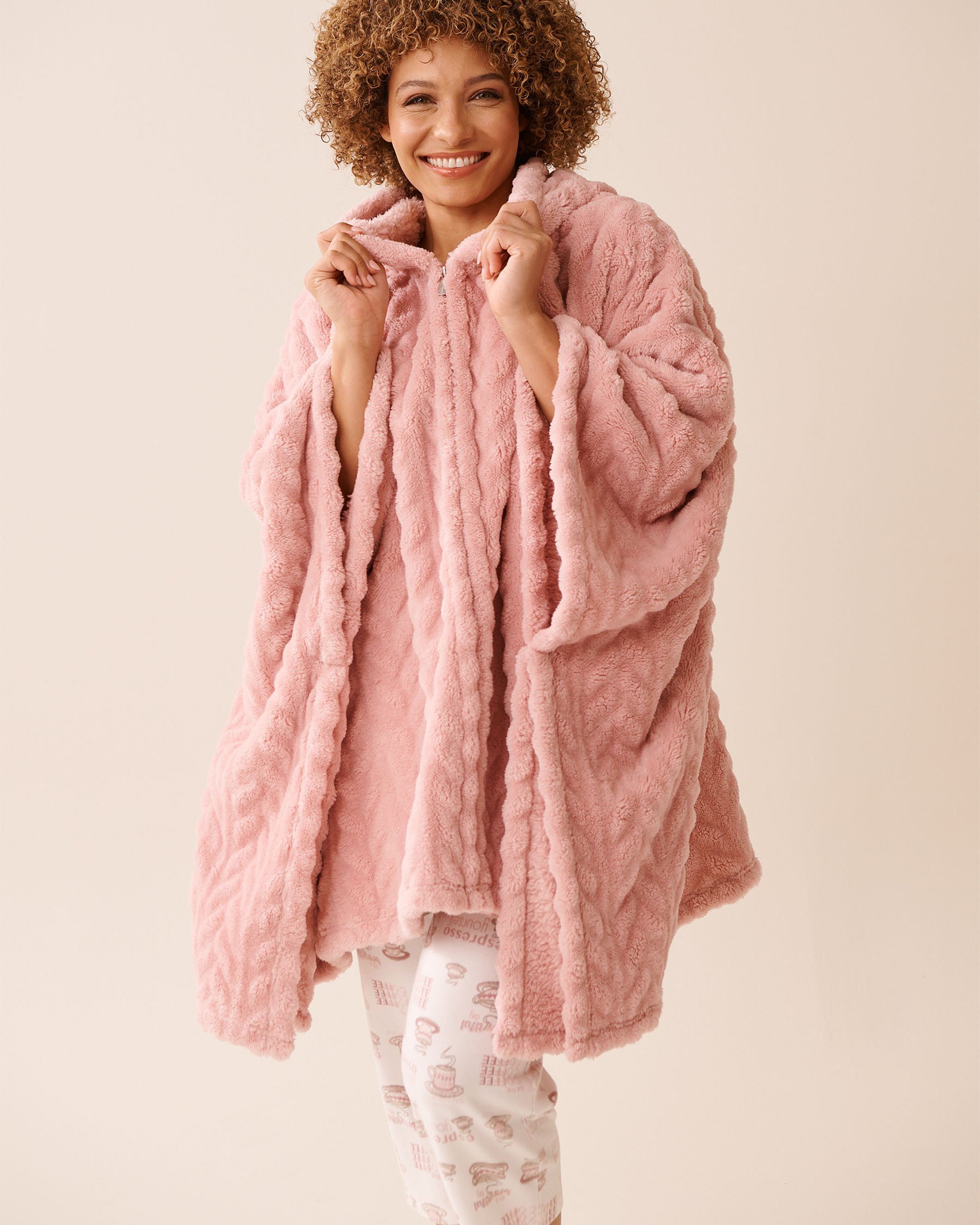 LA VIE EN ROSE Cable Effect Soft Plush Hooded Cape Pink 40700414 - View1
