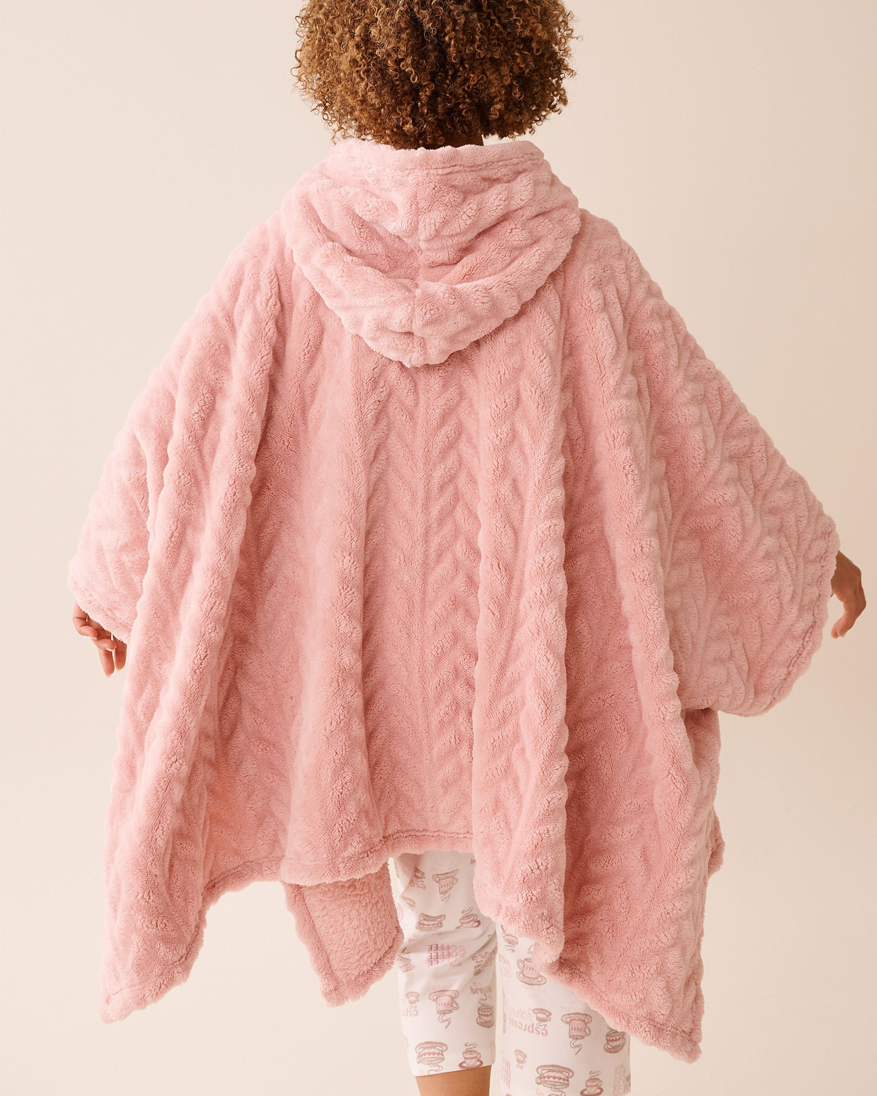 LA VIE EN ROSE Cable Effect Soft Plush Hooded Cape Pink 40700414 - View2