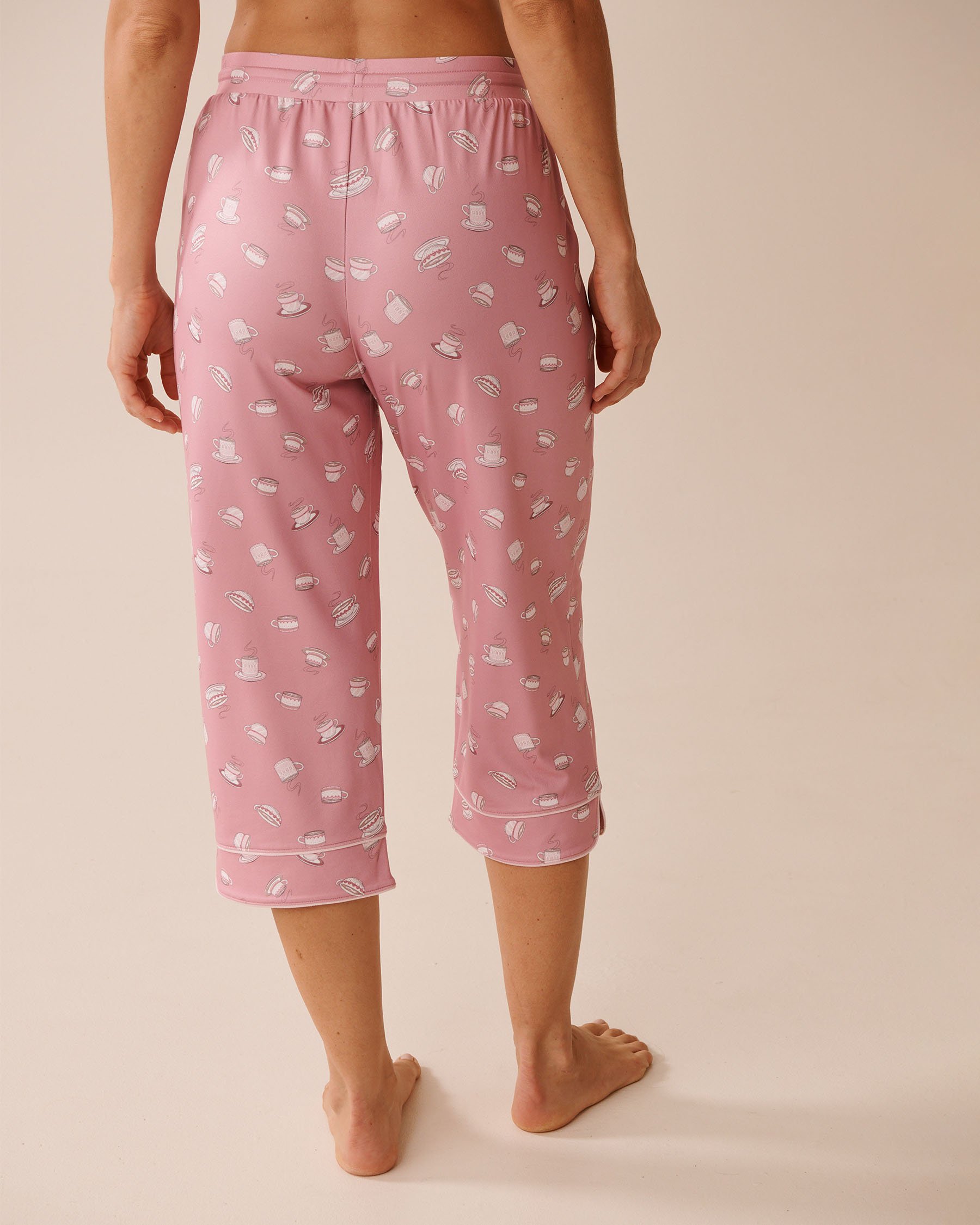 LA VIE EN ROSE Coffee Cup Print Super Soft Pajama Capris Pink/Coffee Cups 40200766 - View2