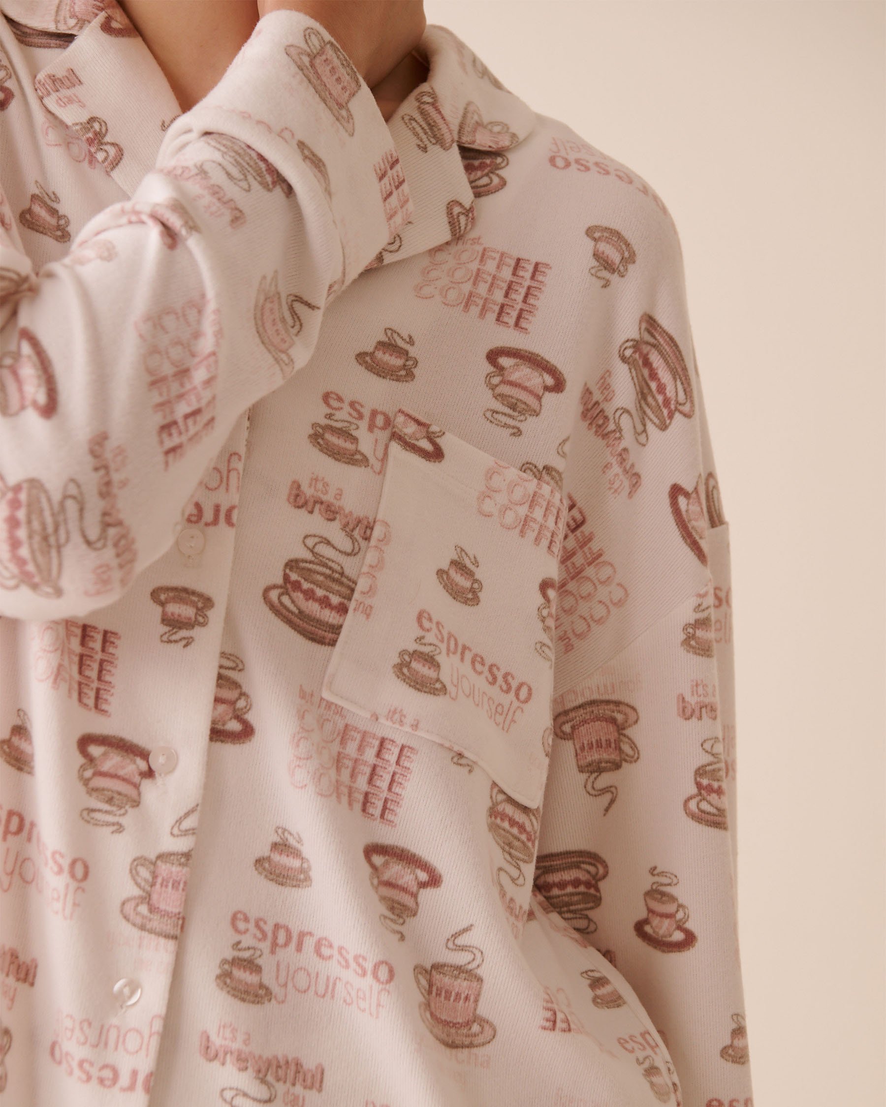 LA VIE EN ROSE Espresso Print Recycled Fibers Button-down Shirt White/Espresso 40100776 - View5