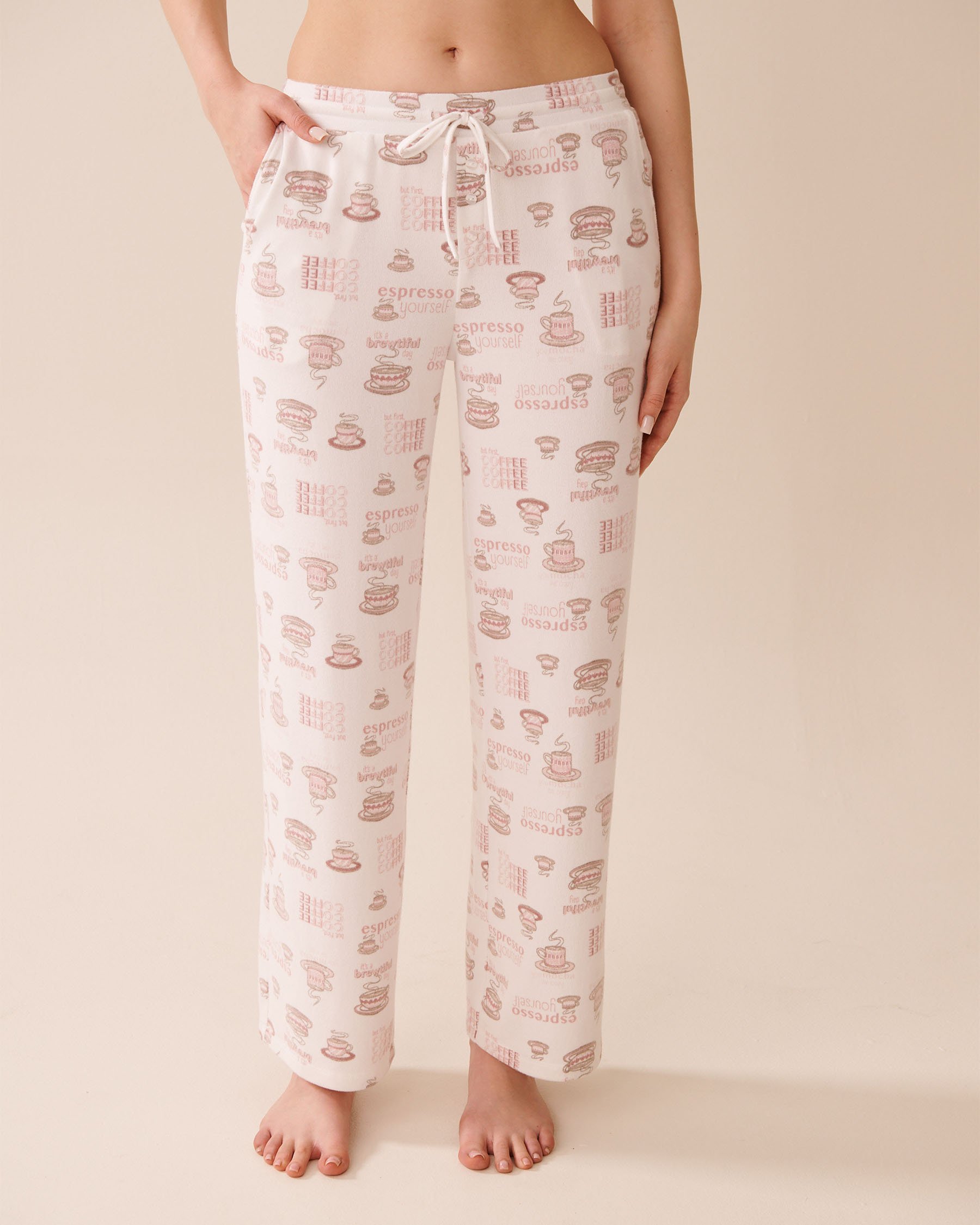 LA VIE EN ROSE Espresso Print Recycled Fibers Pajama Pants White/Espresso 40200765 - View1