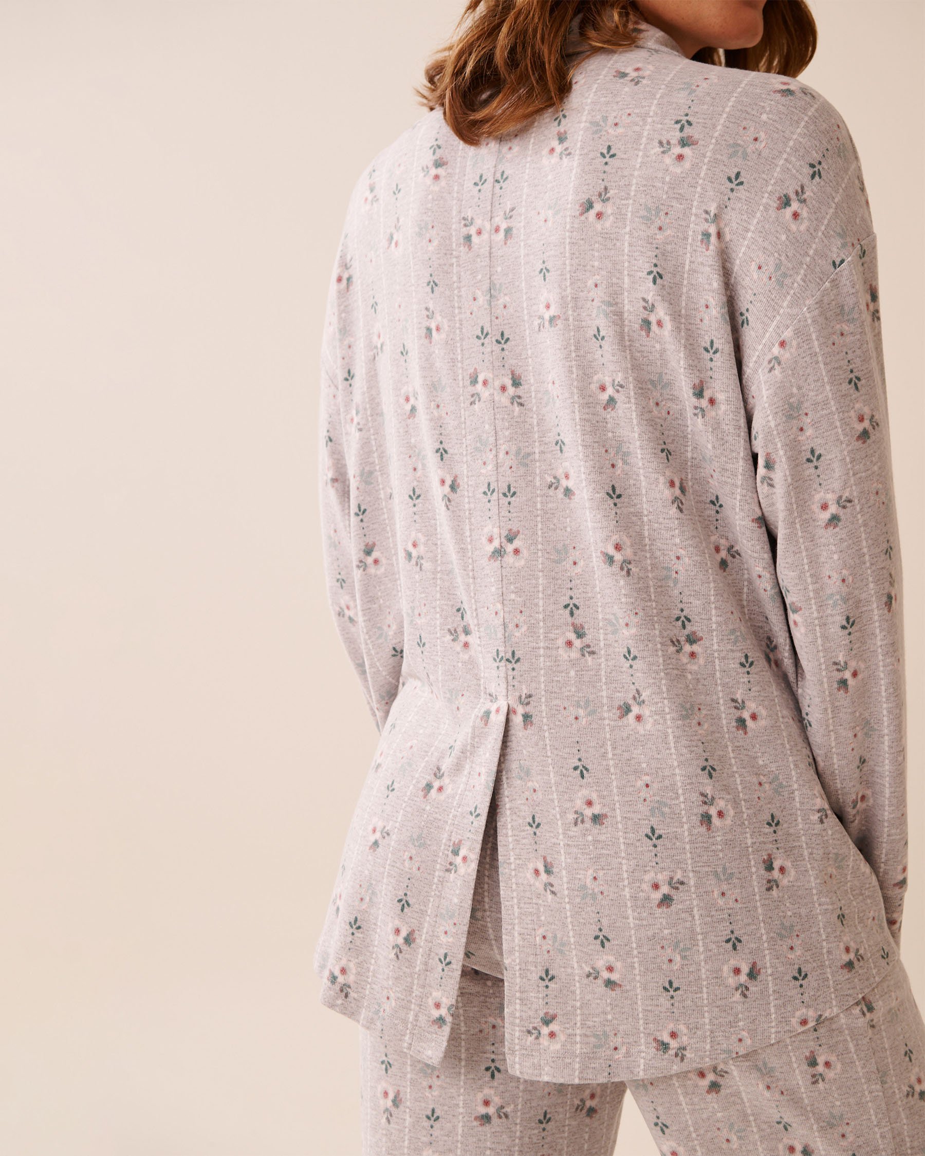 LA VIE EN ROSE Floral Print Recycled Fibers Button-down Shirt Grey Floral 40100776 - View3