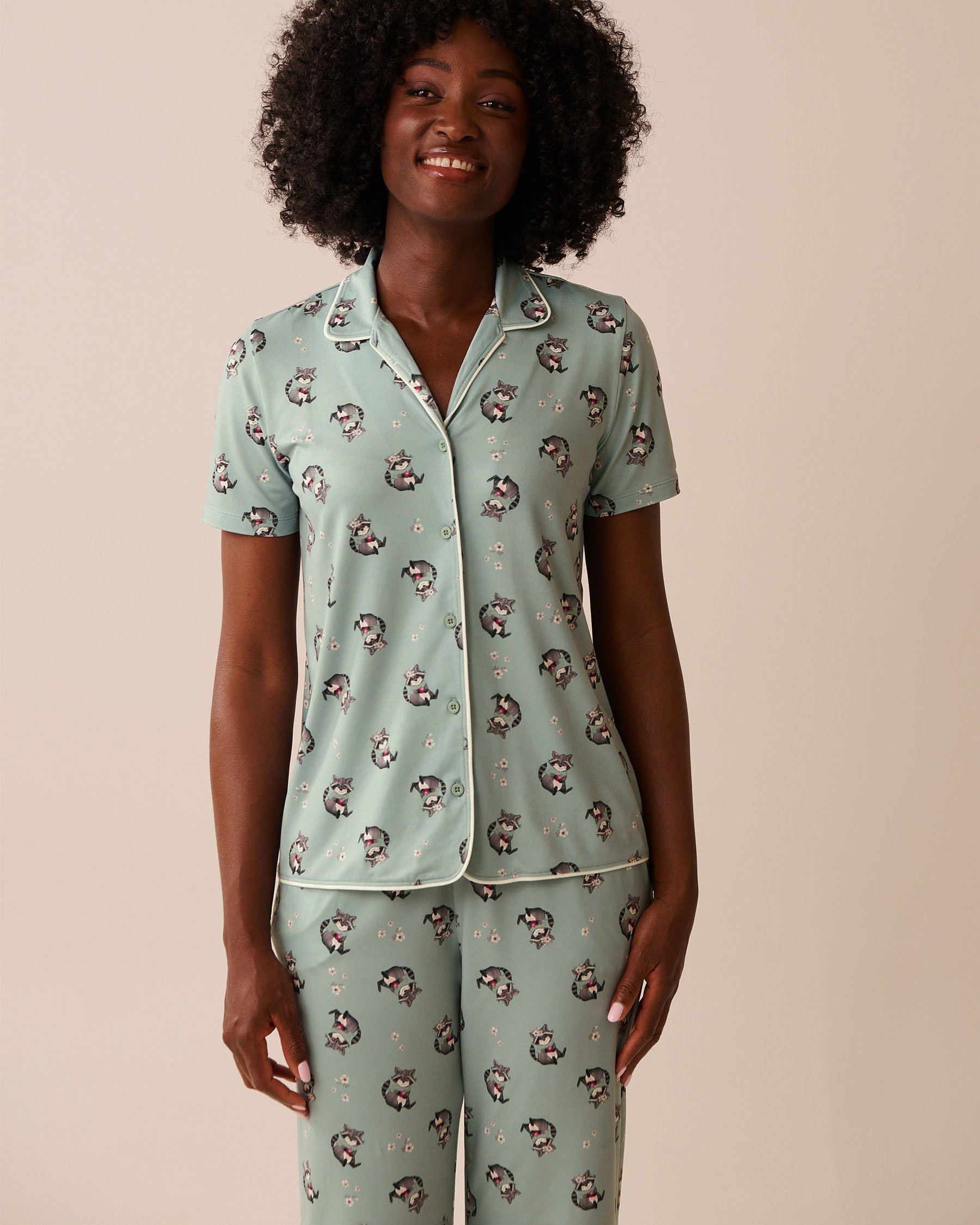 LA VIE EN ROSE Raccoon Print Super Soft Button-down Shirt Green/Raccoons 40100774 - View1