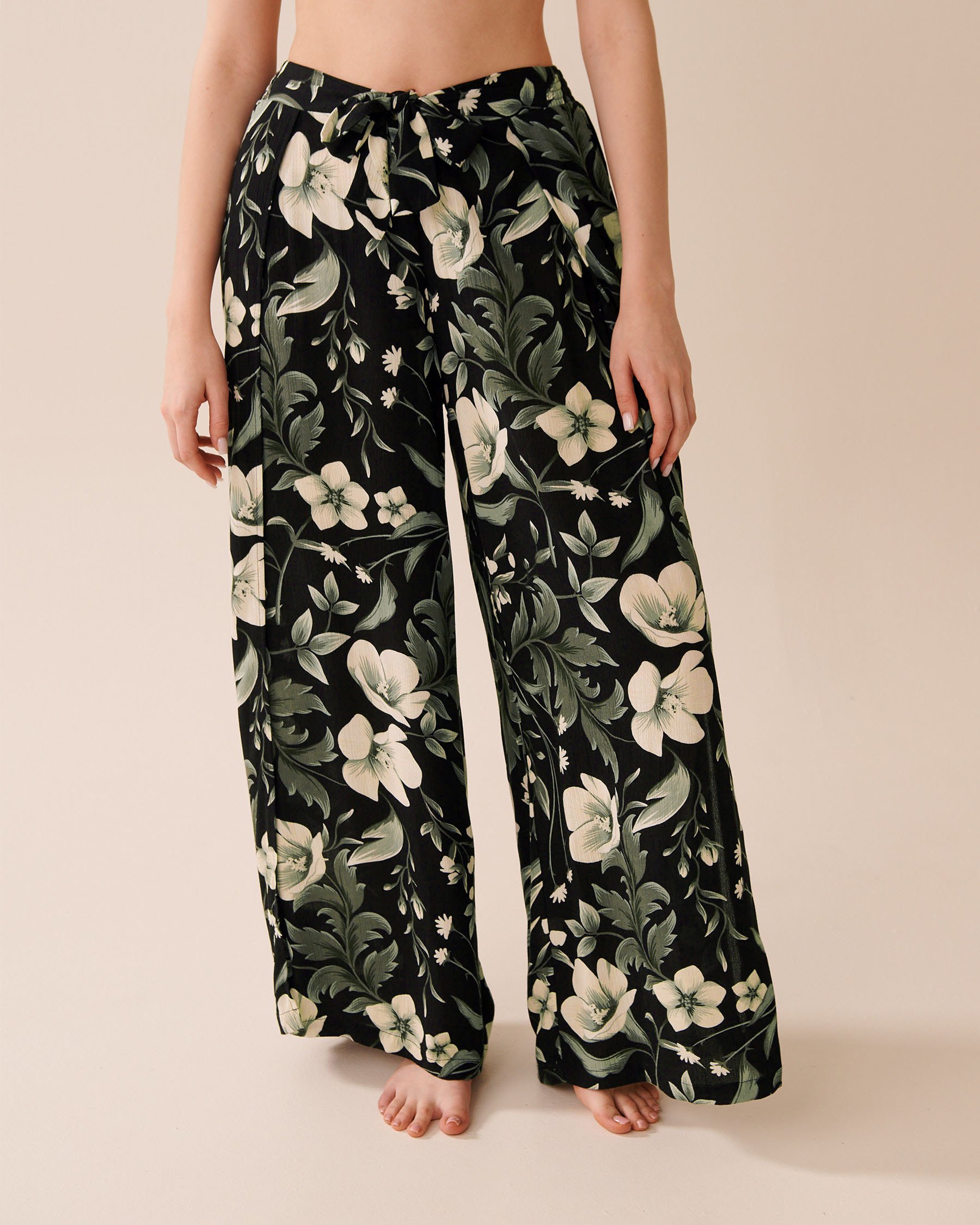 LA VIE EN ROSE AQUA Pantalon fendu en gaze Fleurs de nuit 80200077 - Voir3
