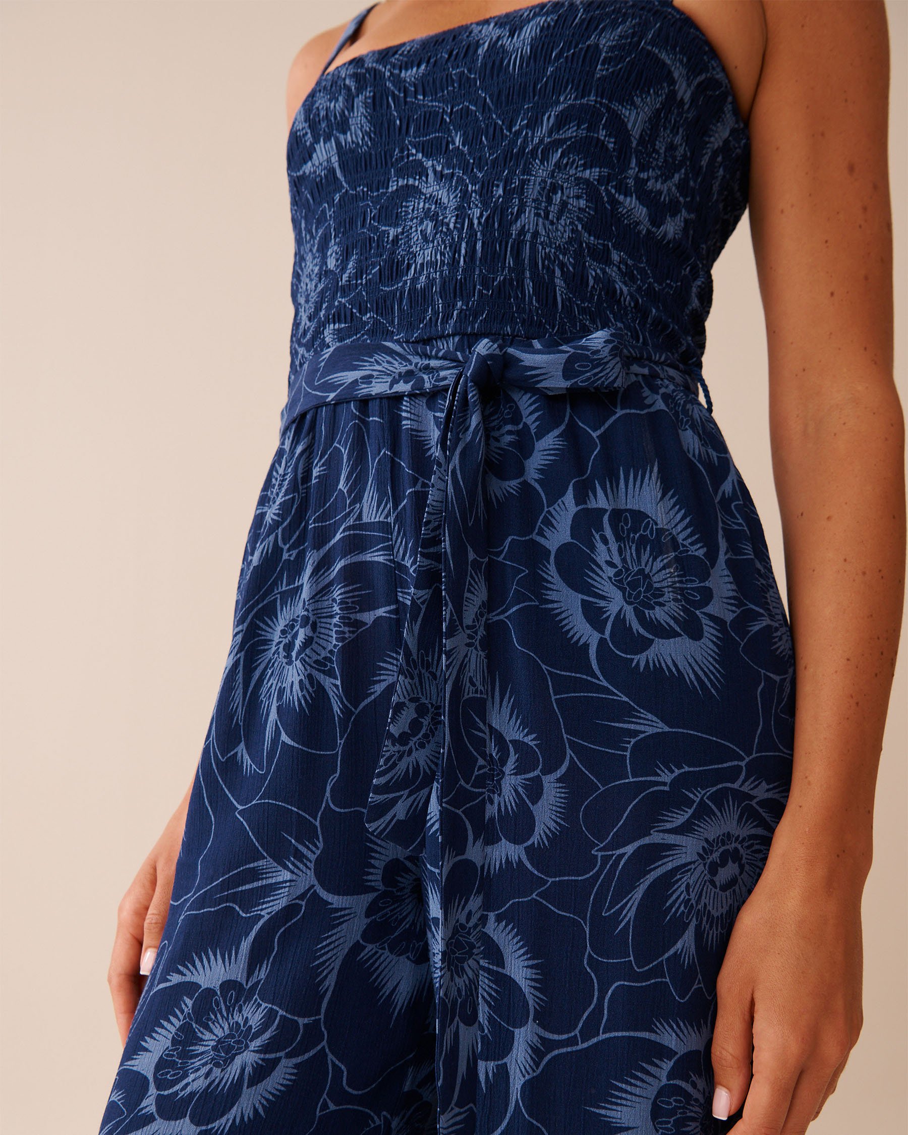 LA VIE EN ROSE AQUA Floral Wide-leg Jumpsuit Moonlight Bloom 80300124 - View5