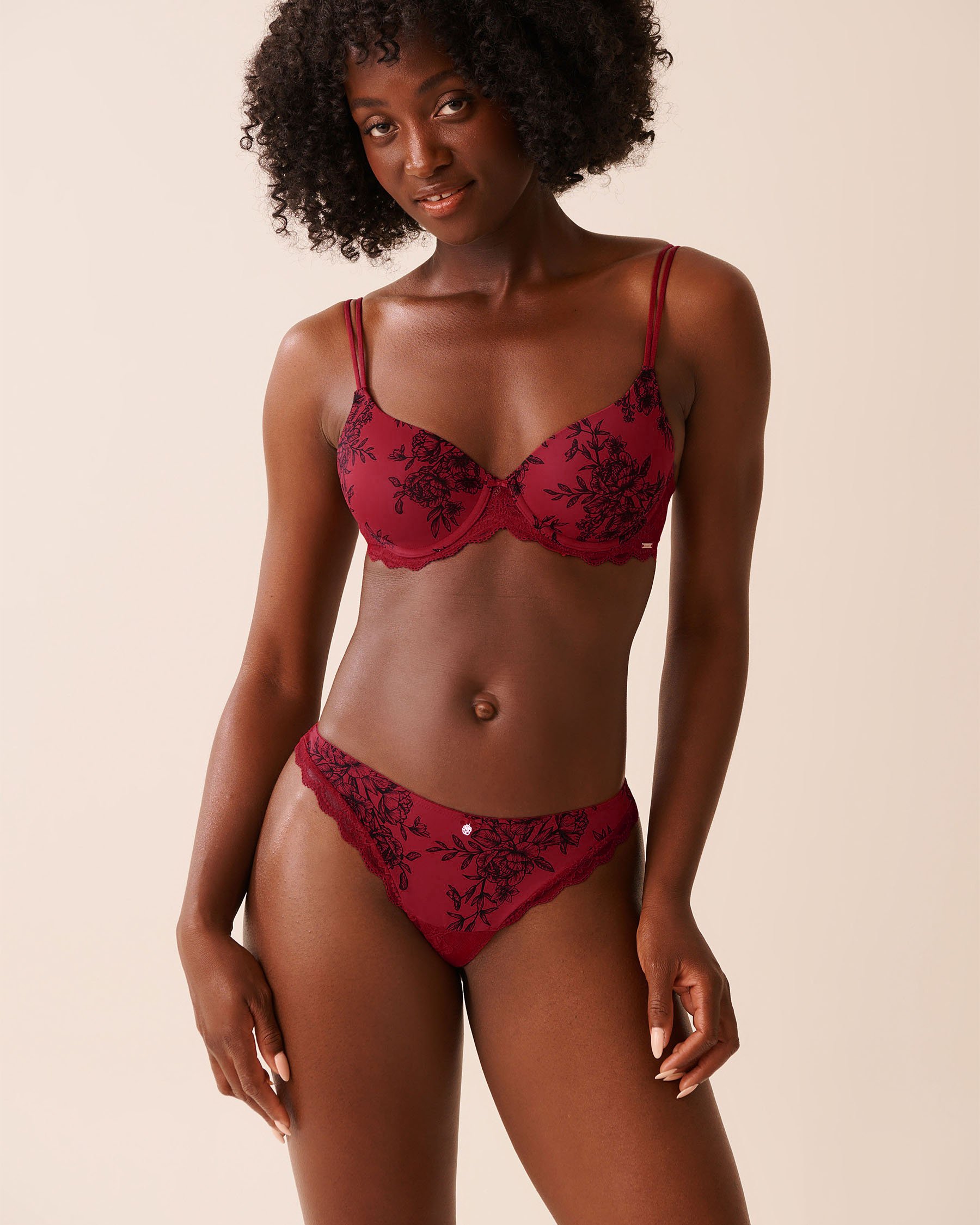 LA VIE EN ROSE Lightly Lined Microfiber and Lace Bra Crimson Bloom 10200548 LA VIE EN ROSE Lightly Lined Microfiber and Lace Bra Crimson Bloom 10200548 - View1