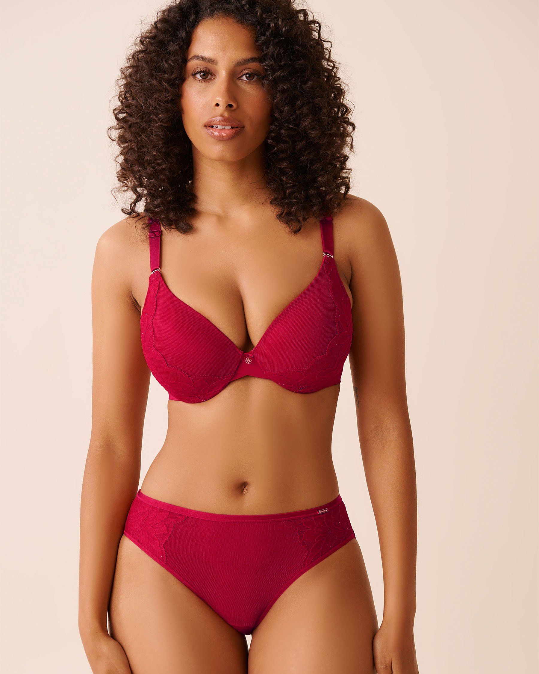 LA VIE EN ROSE Lightly Lined Sleek Back Bra Merry Red 10200547 LA VIE EN ROSE Lightly Lined Sleek Back Bra Merry Red 10200547 - View4