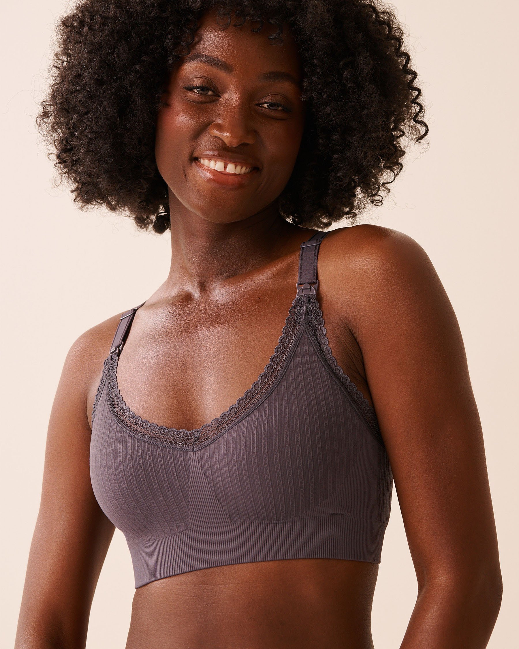 LA VIE EN ROSE Seamless Nursing Bralette Anthracite 10200554 - View1