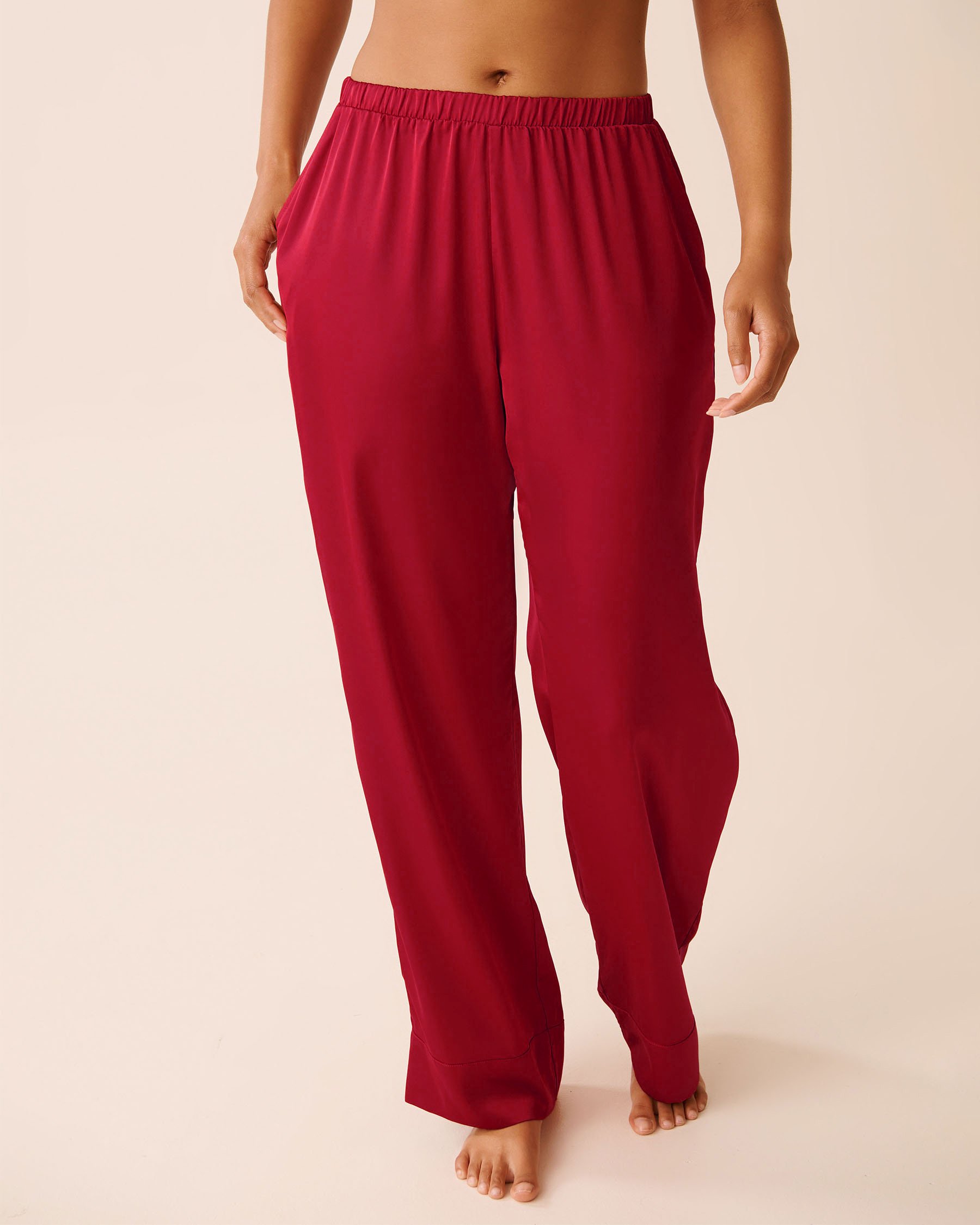 LA VIE EN ROSE Long Sleeve Satin Pajama Set Merry Red 60400063 - View4