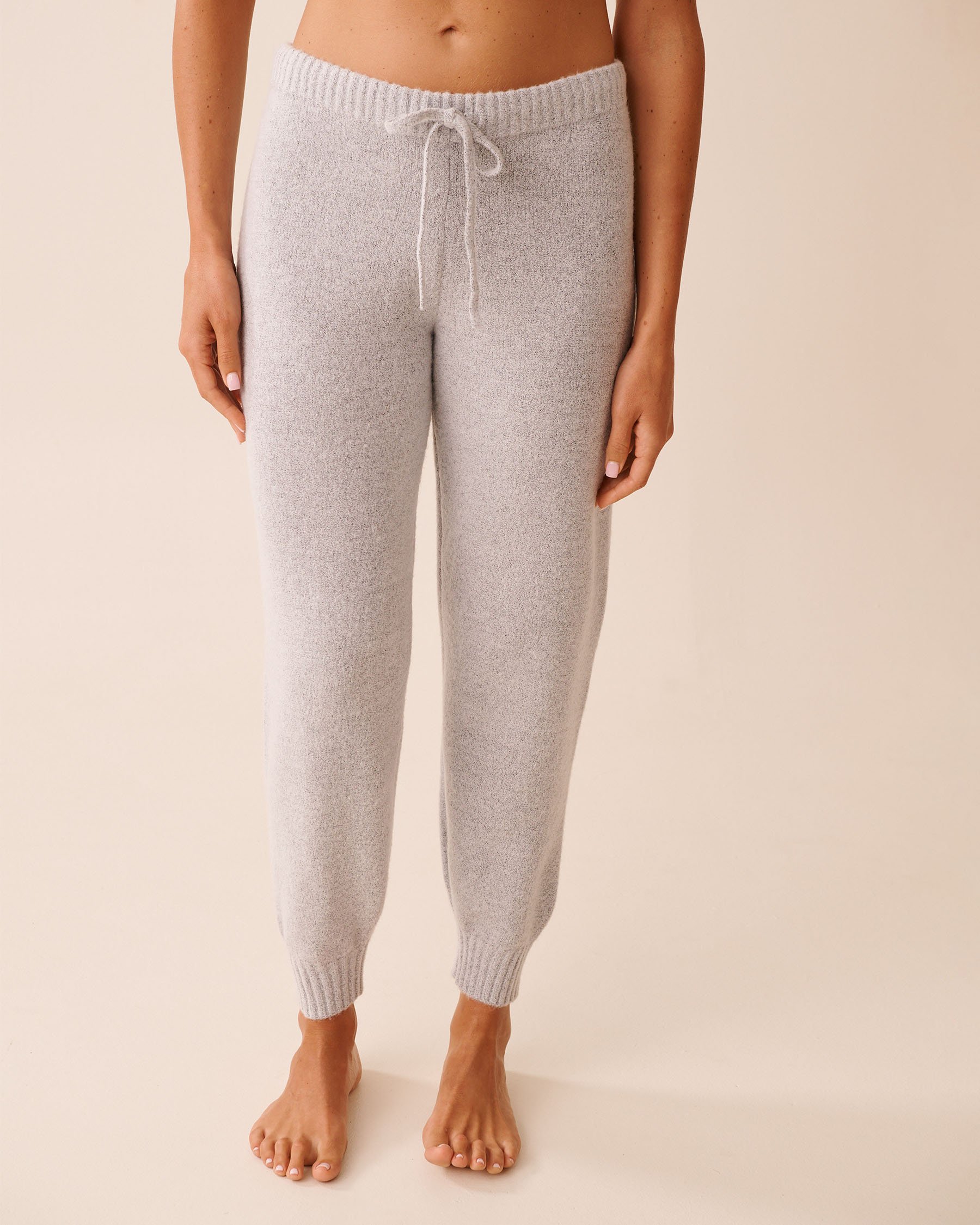 LA VIE EN ROSE Knit Jogger Pants Grey 50200107 - View2