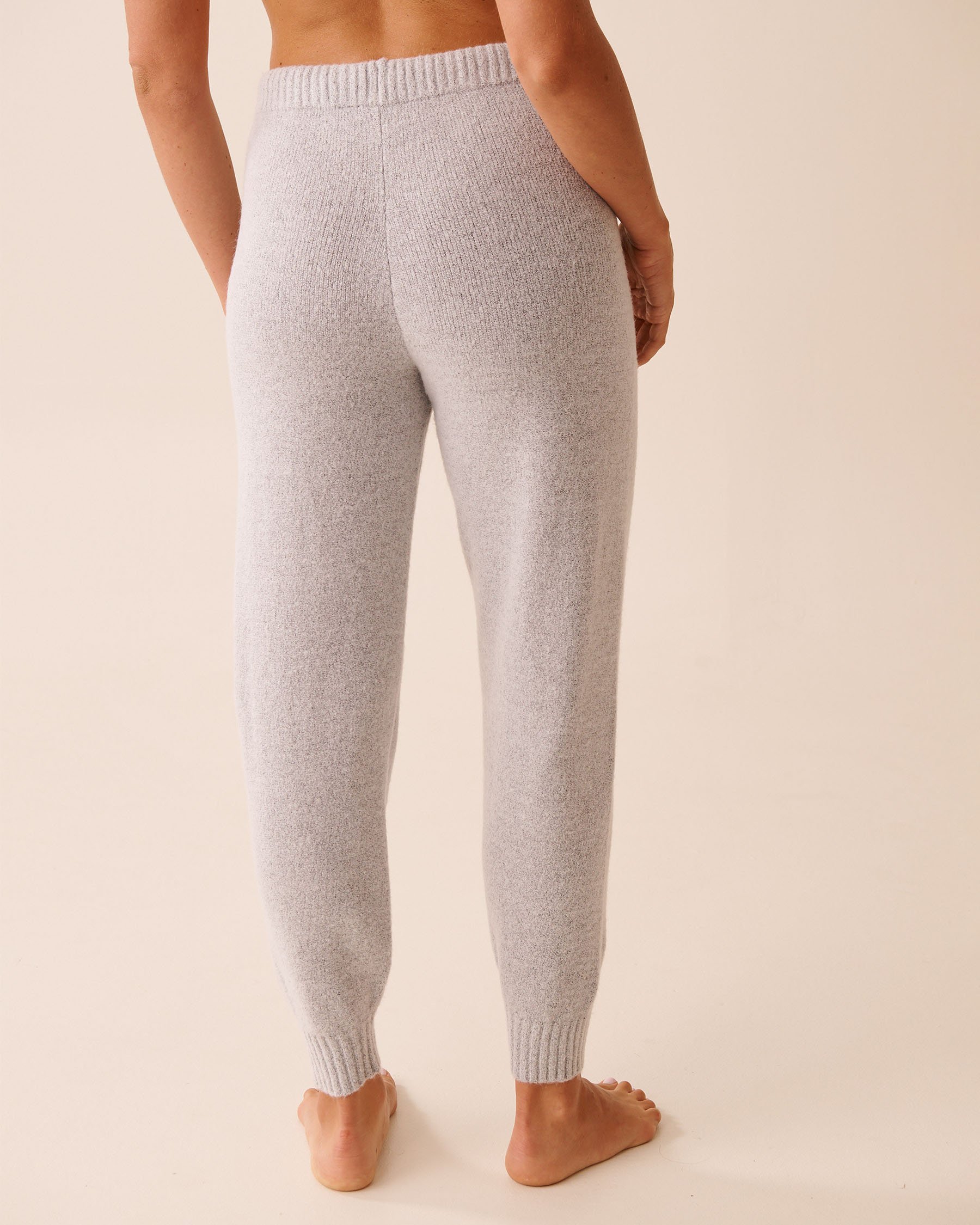 LA VIE EN ROSE Knit Jogger Pants Grey 50200107 - View3