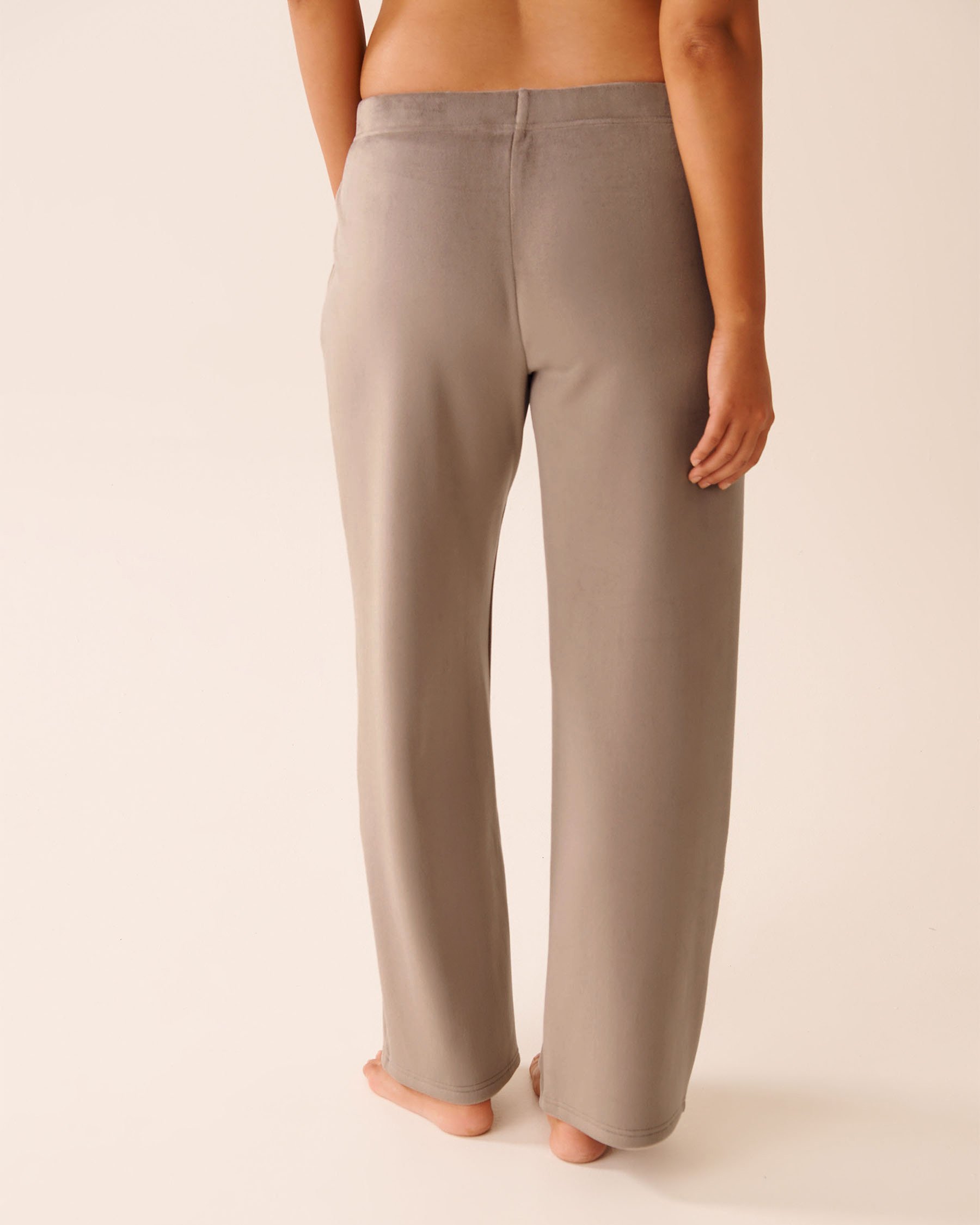 LA VIE EN ROSE Pantalon en velours Brun 50200108 - View2