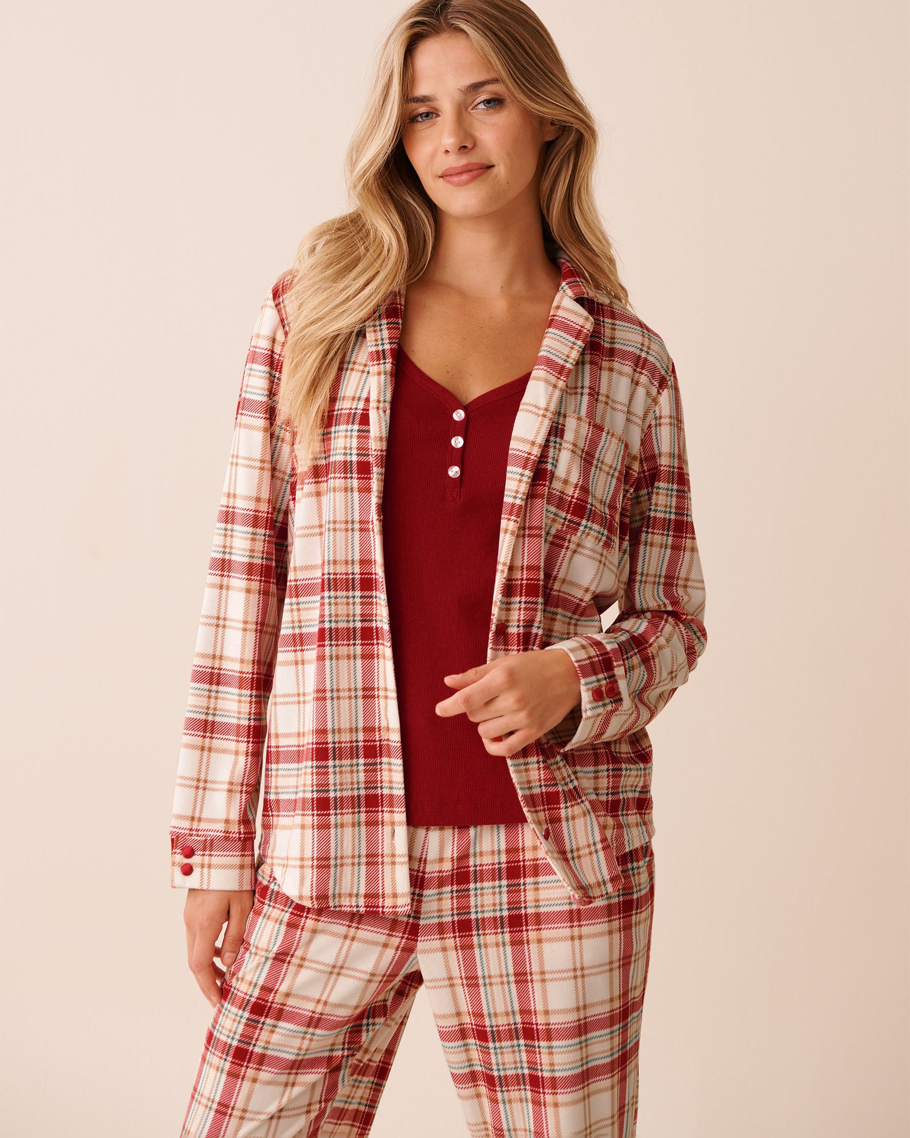 LA VIE EN ROSE Red & Beige Plaid Soft Velour Button-down Shirt Red & Beige Plaid 40100799 - View6