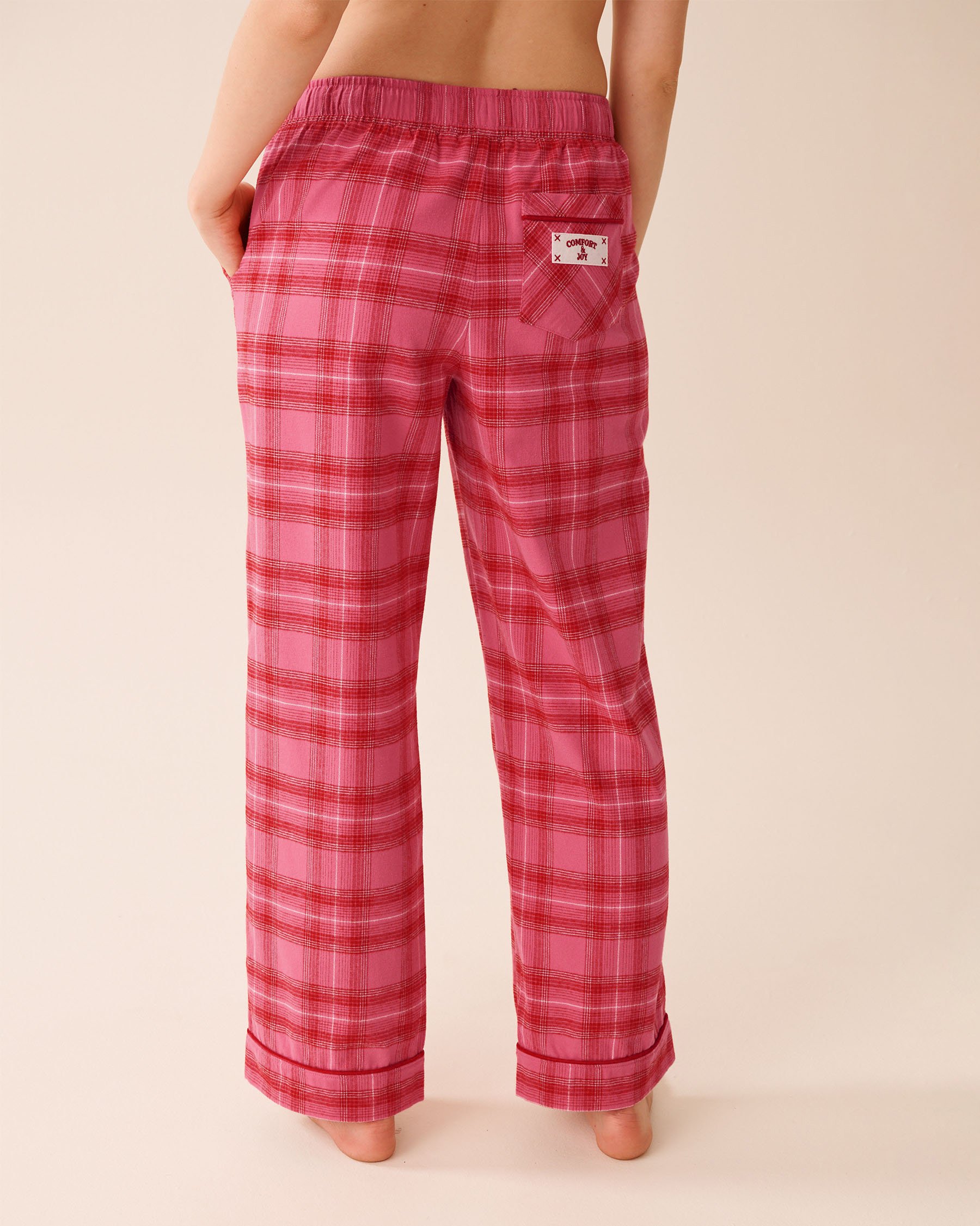 LA VIE EN ROSE Comfort & Joy Plaid Flannel Pants Red & Pink Plaid 40200777 LA VIE EN ROSE Comfort & Joy Plaid Flannel Pants Red & Pink Plaid 40200777 - View2