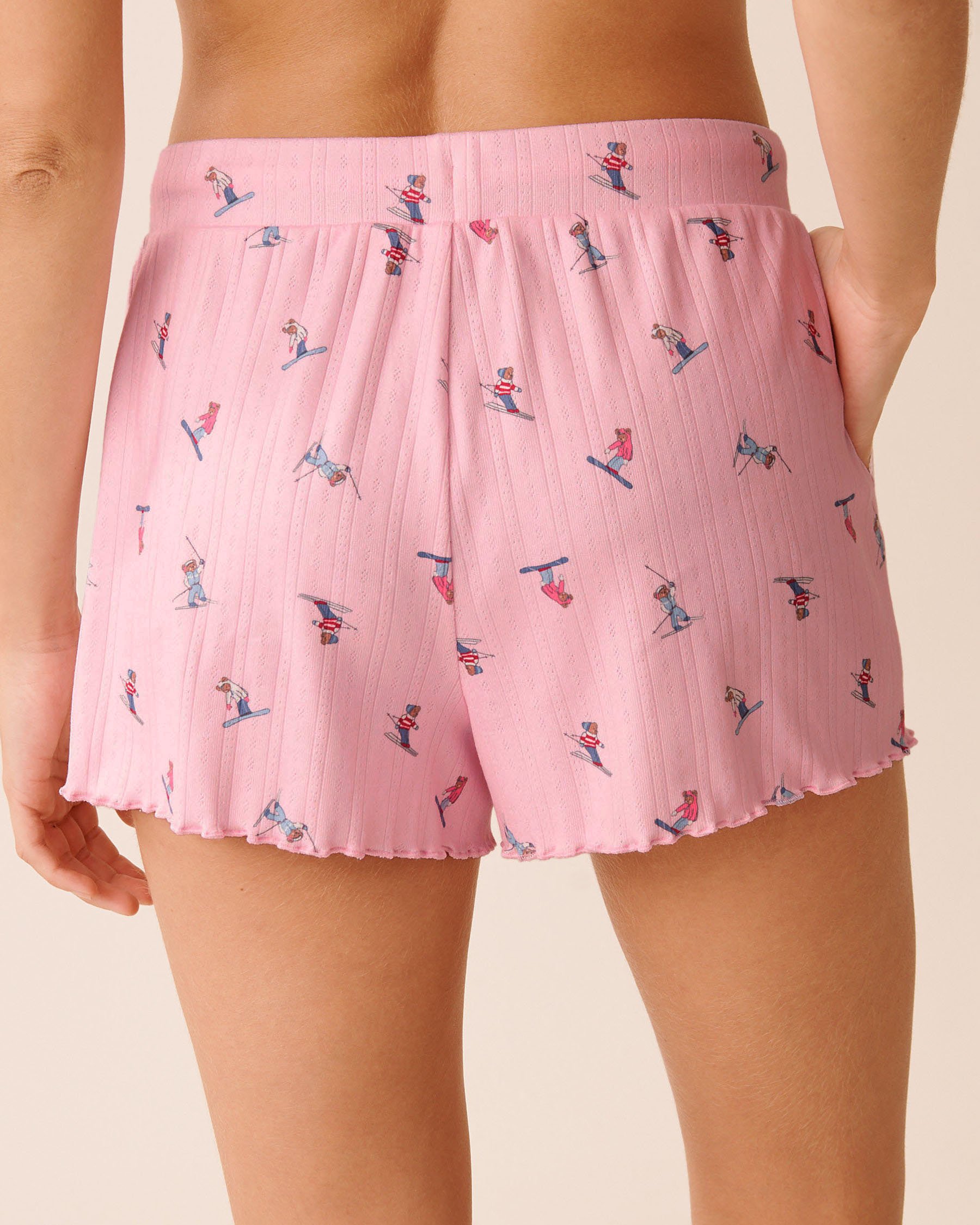 LA VIE EN ROSE Short de pyjama en pointelle imprimé oursons skieurs Rose/Oursons skieurs 40200778 - View4