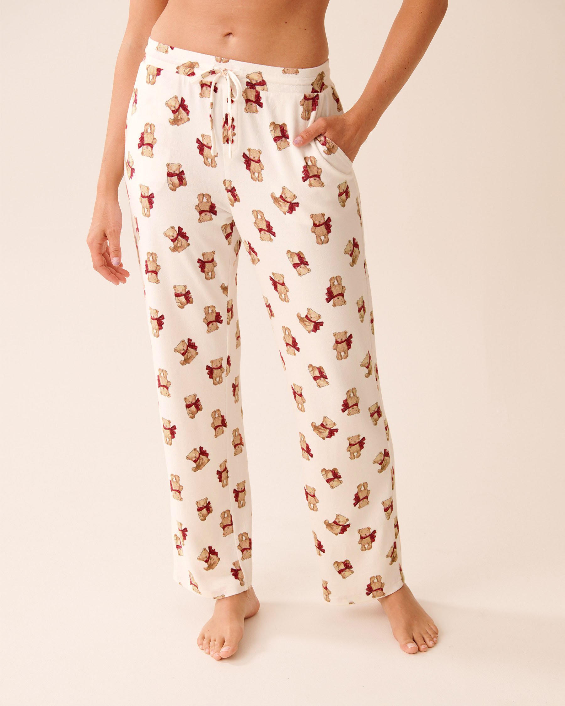 LA VIE EN ROSE Teddy Bear Print Recycled Fibers Pajama Pants White/Teddy Bears 40200779 LA VIE EN ROSE Teddy Bear Print Recycled Fibers Pajama Pants White/Teddy Bears 40200779 - View3
