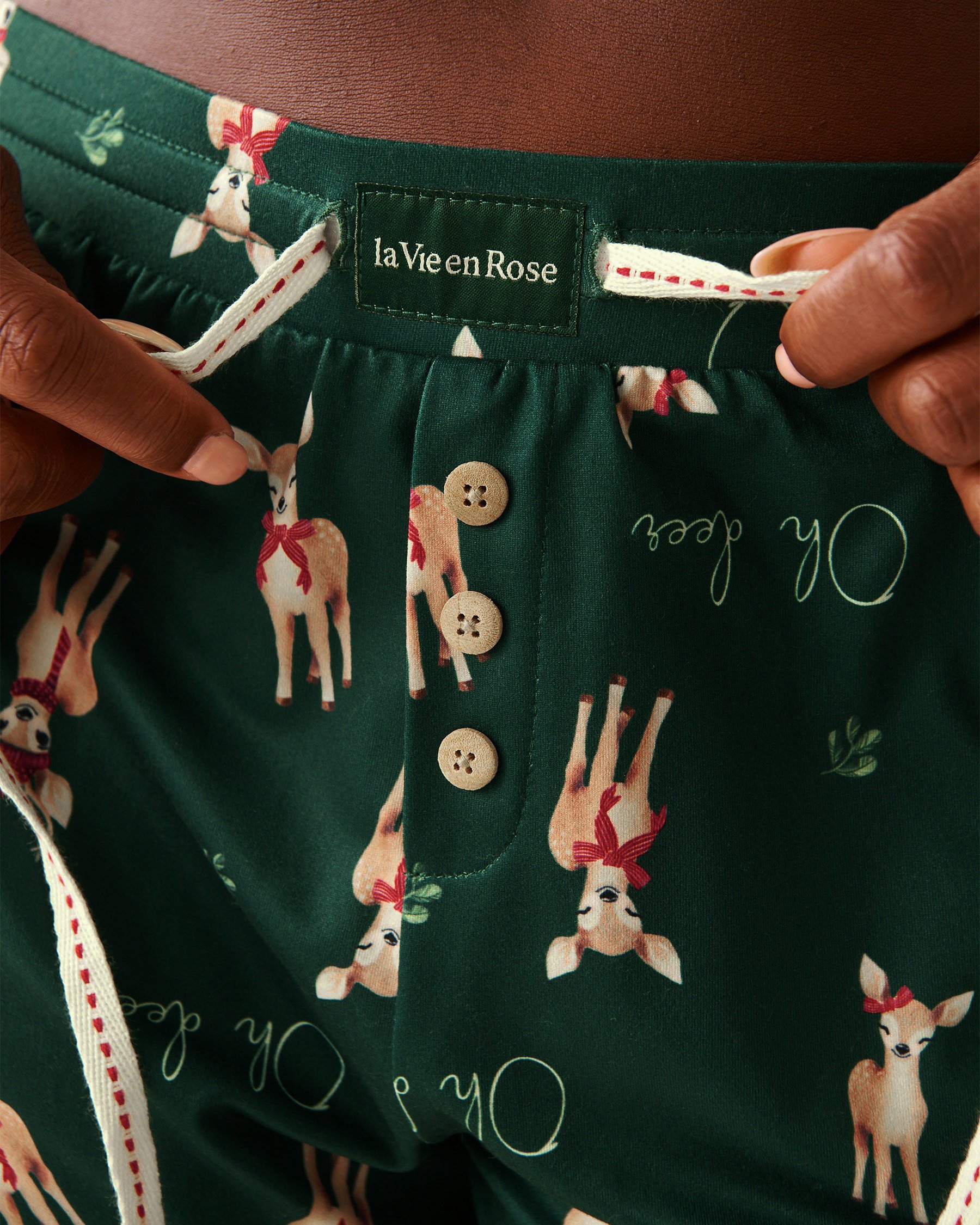 LA VIE EN ROSE Short de pyjama ultra doux imprimé cerf Vert sapin/Cerfs 40200793 - View3