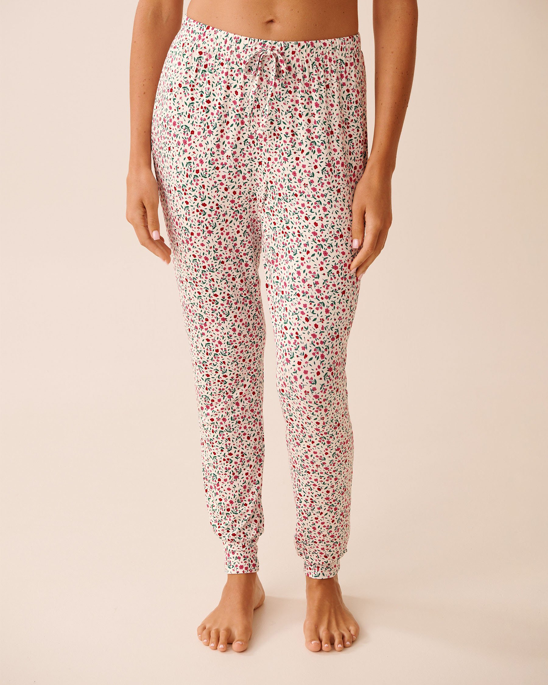 LA VIE EN ROSE Ensemble pyjama manches longues imprimé fleurs rouges Rouge/Fleurs 40400088 - Voir4