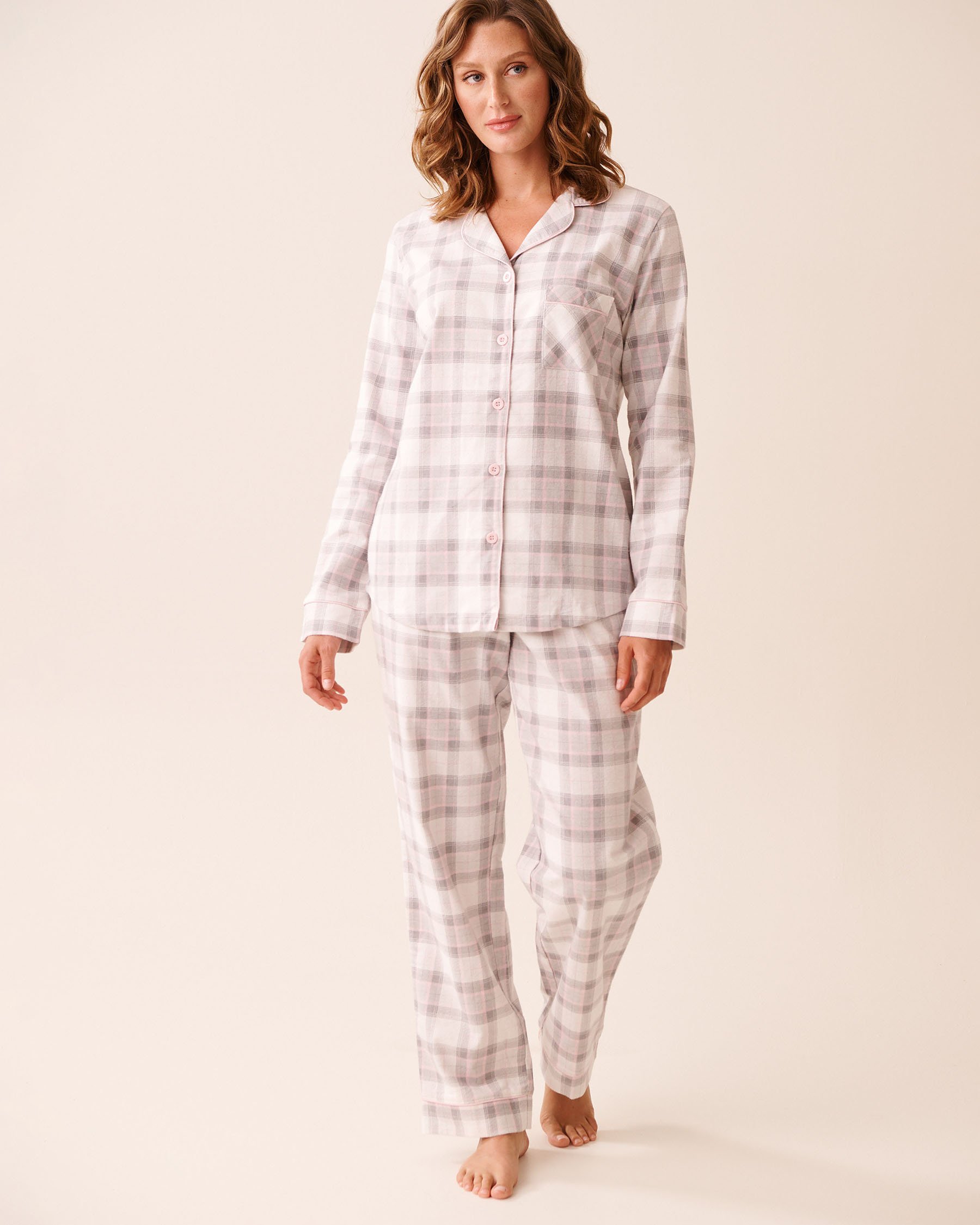 LA VIE EN ROSE Ensemble pyjama en flanelle carreaux gris Carreaux gris pâles 40400089 - View1