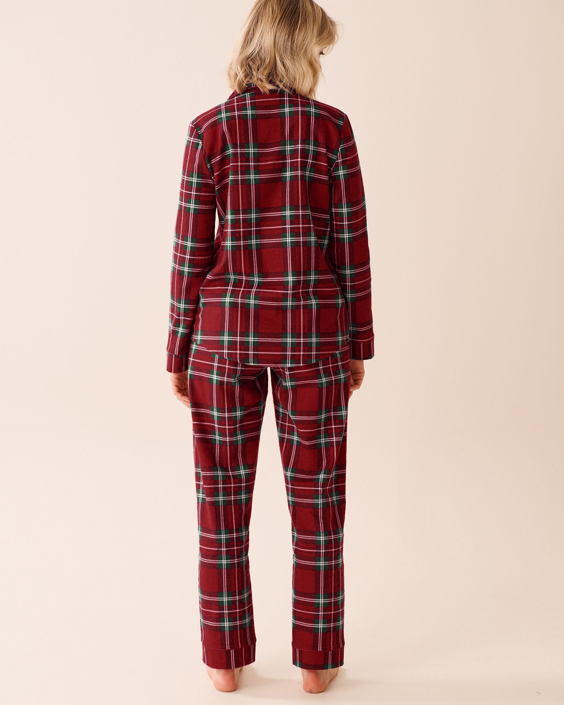 LA VIE EN ROSE Ensemble pyjama en flanelle carreaux rouges Carreaux rouges et verts 40400089 - Voir2
