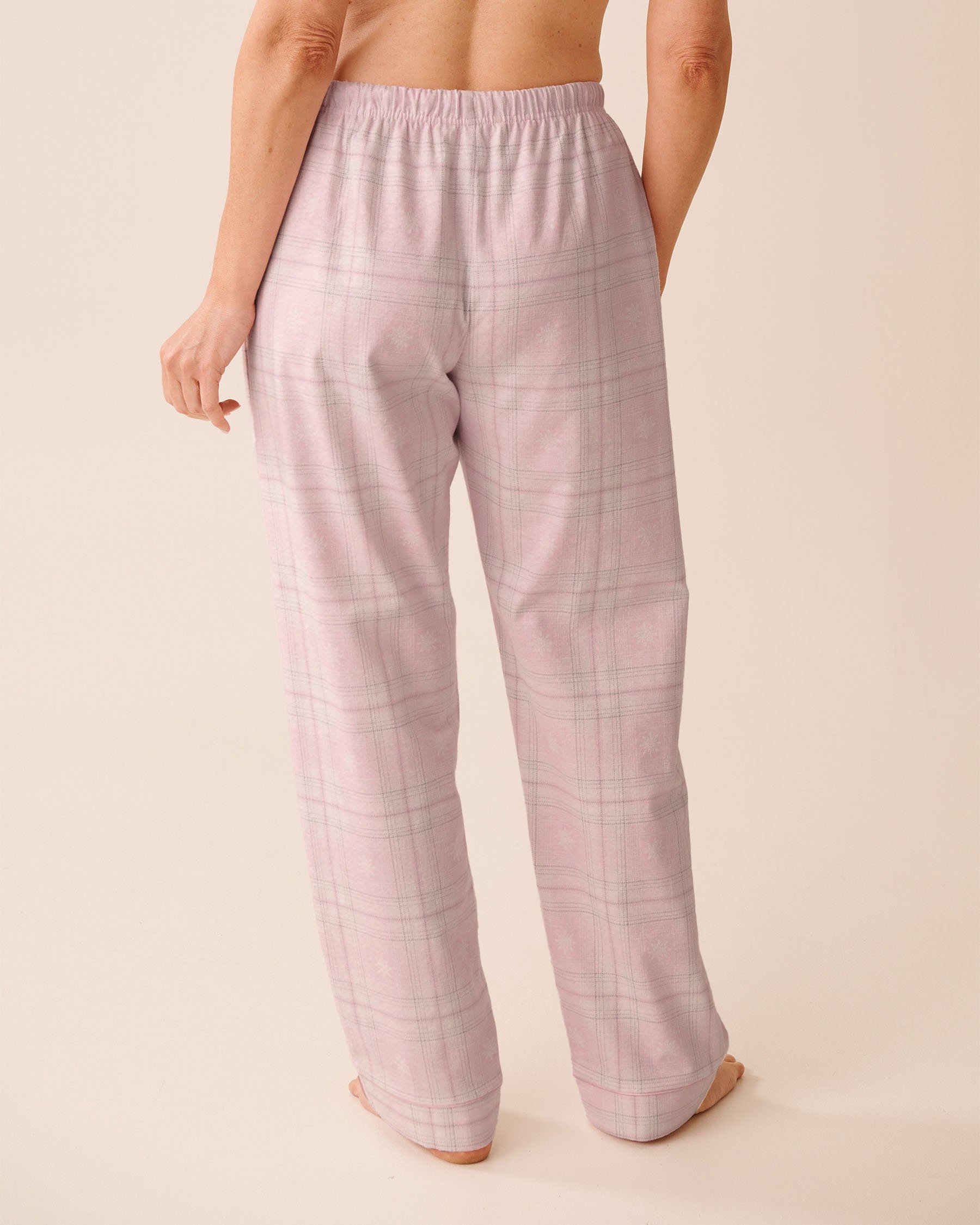 LA VIE EN ROSE Pink Plaid Flannel PJ Set Light Pink Plaid 40400089 LA VIE EN ROSE Pink Plaid Flannel PJ Set Light Pink Plaid 40400089 - View5