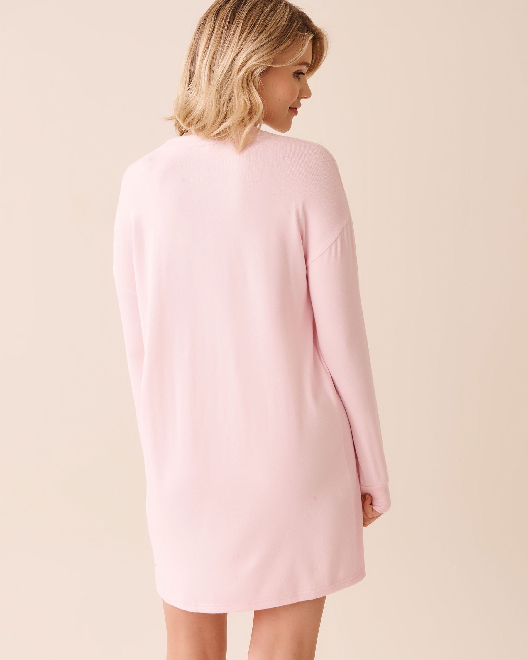 LA VIE EN ROSE Chemise de nuit en fibres recyclées imprimé ourson skieur Rose pastel 40500455 LA VIE EN ROSE Chemise de nuit en fibres recyclées imprimé ourson skieur Rose pastel 40500455 - View2