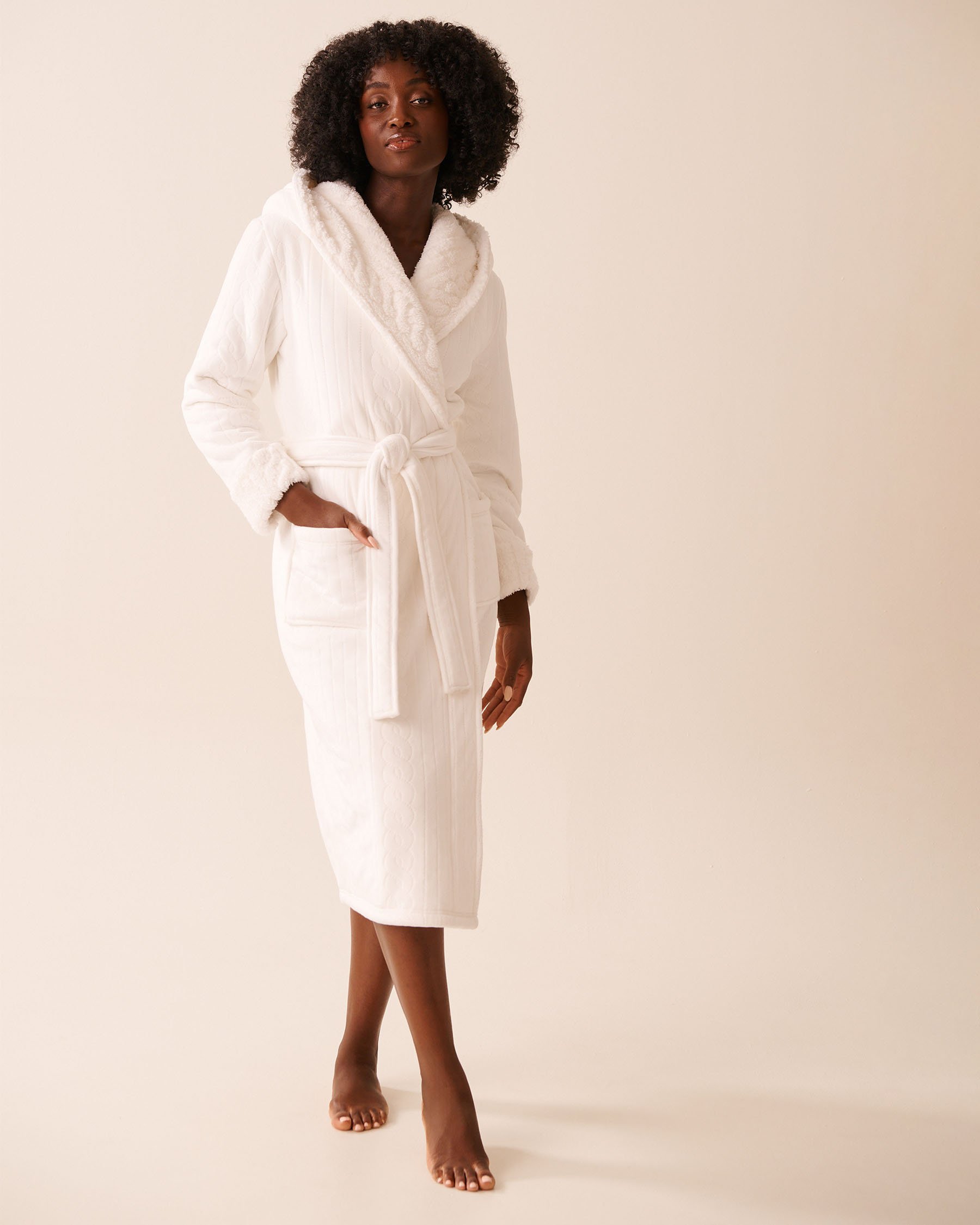 LA VIE EN ROSE Luxurious Hooded Robe Snow White 40600218 LA VIE EN ROSE Luxurious Hooded Robe Snow White 40600218 - View6