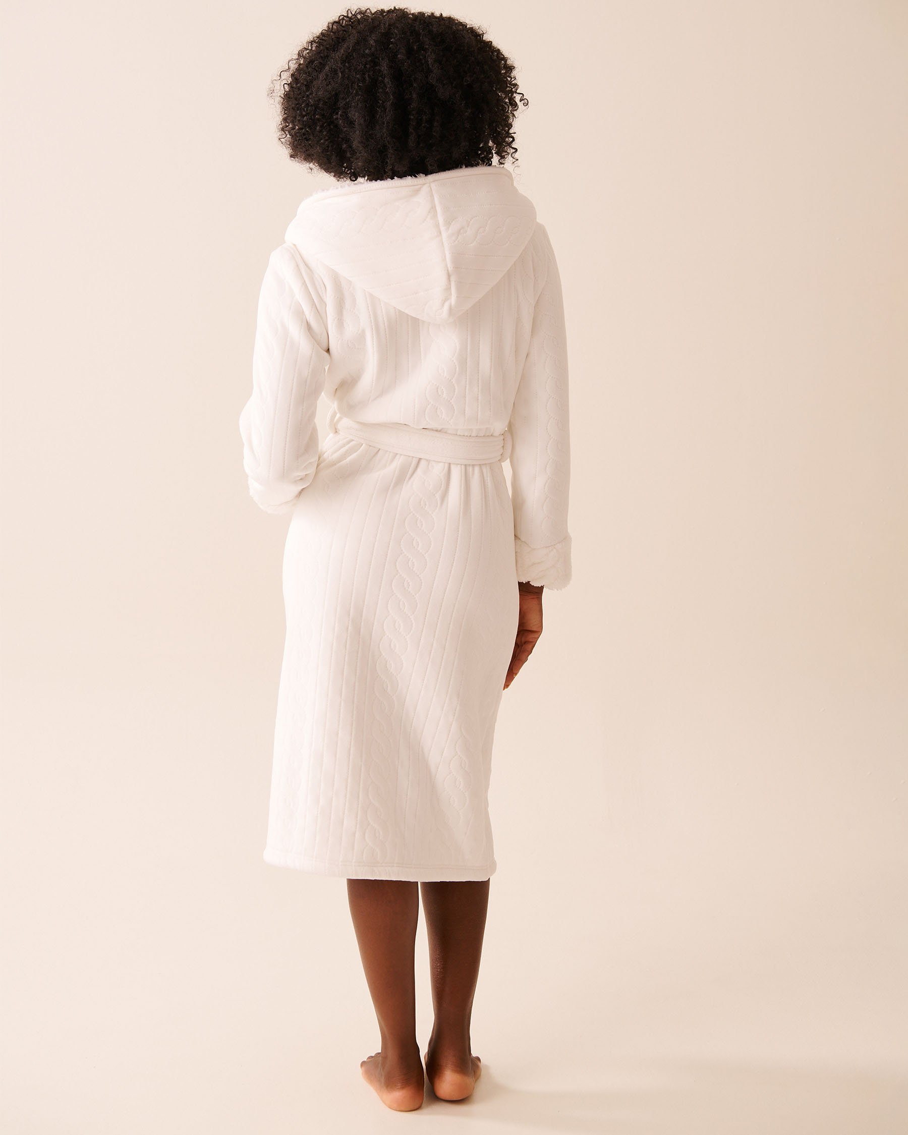 LA VIE EN ROSE Luxurious Hooded Robe Snow White 40600218 LA VIE EN ROSE Luxurious Hooded Robe Snow White 40600218 - View7