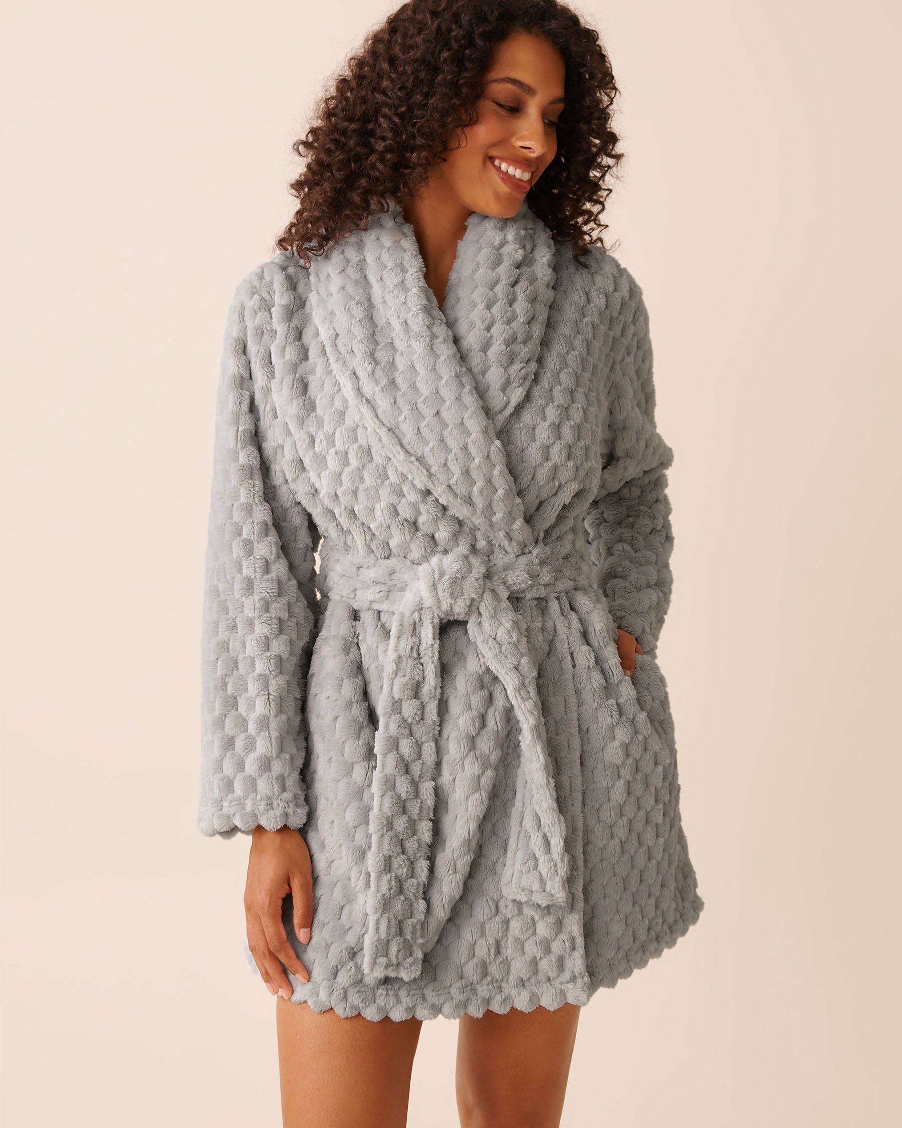 LA VIE EN ROSE Soft Plush Quilted Effect Robe Grey 40600219 LA VIE EN ROSE Soft Plush Quilted Effect Robe Grey 40600219 - View1