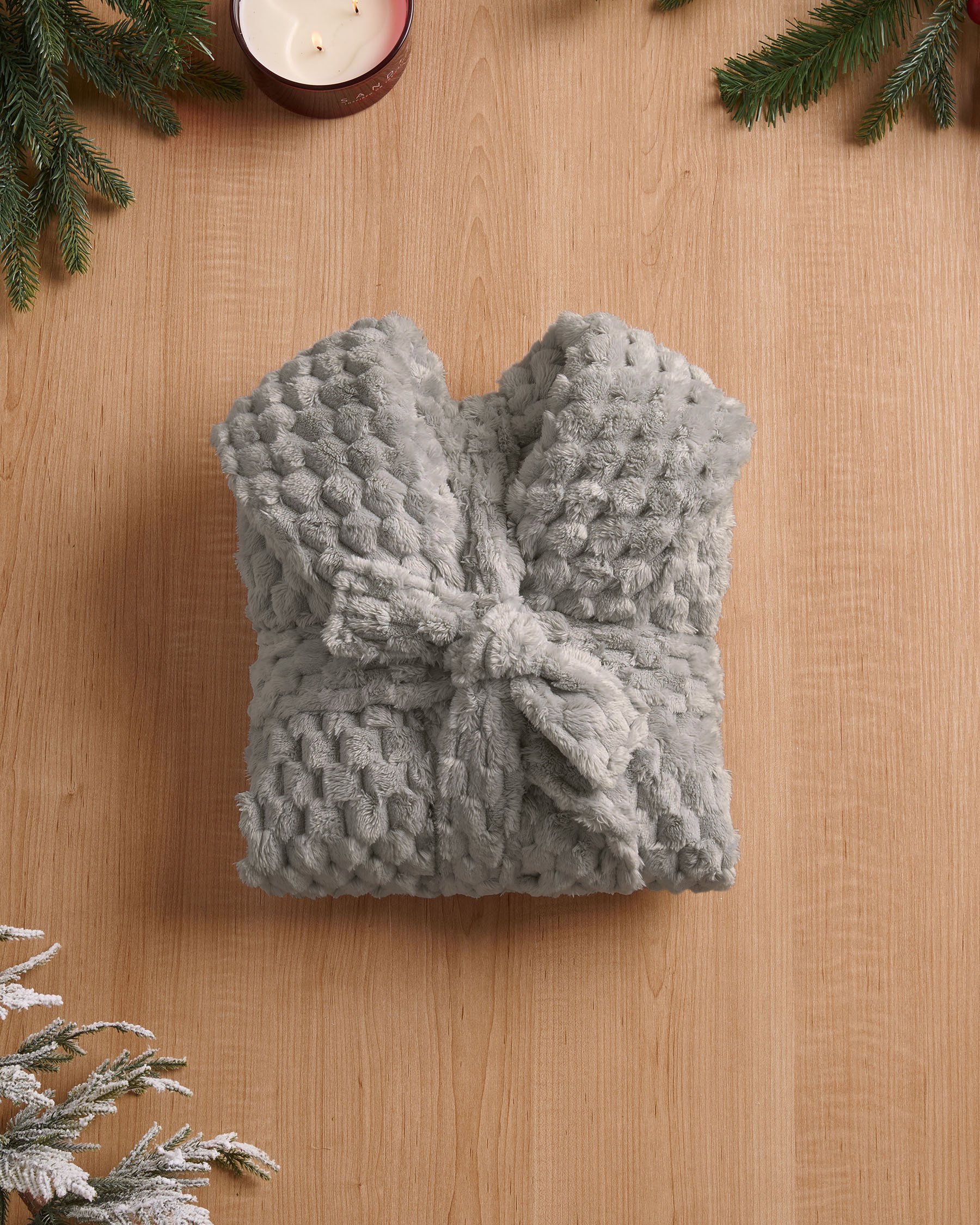 LA VIE EN ROSE Soft Plush Quilted Effect Robe Grey 40600219 LA VIE EN ROSE Soft Plush Quilted Effect Robe Grey 40600219 - View4