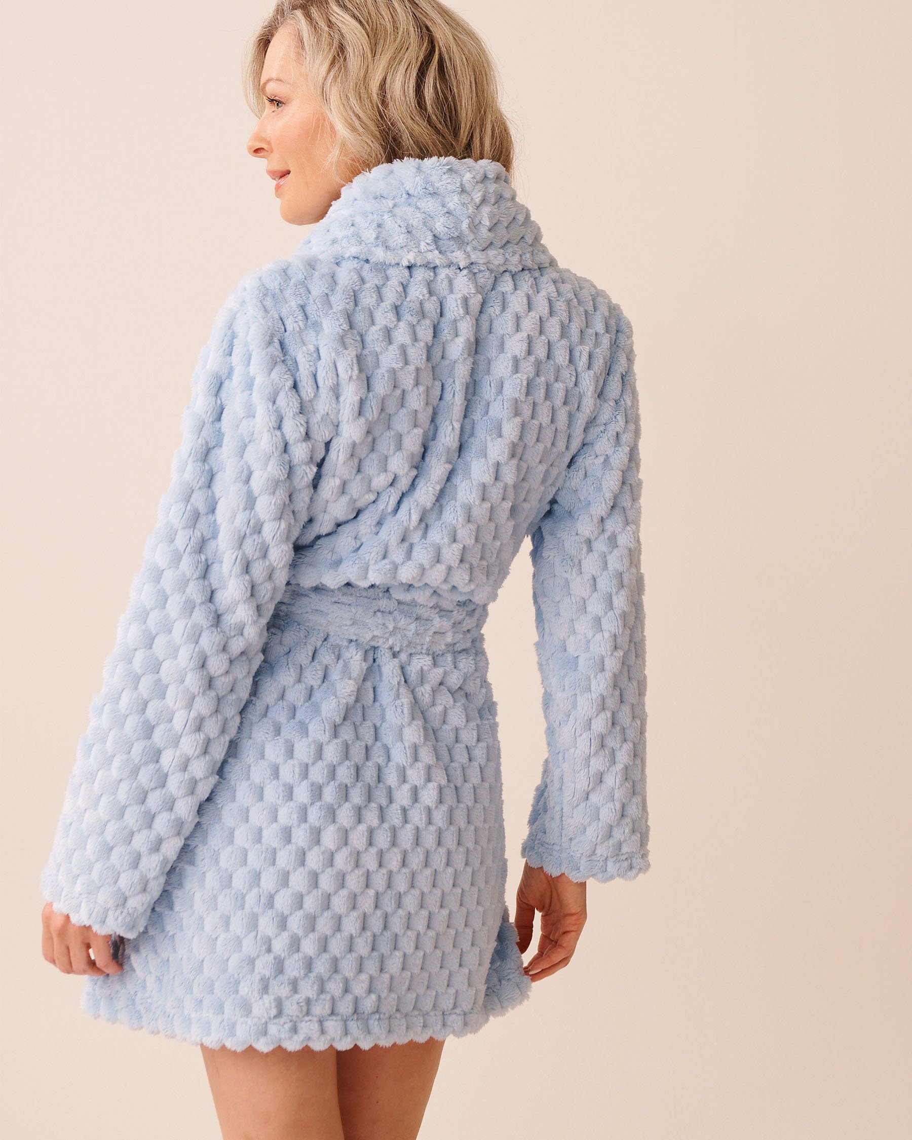 LA VIE EN ROSE Soft Plush Quilted Effect Robe Light Blue 40600219 LA VIE EN ROSE Soft Plush Quilted Effect Robe Light Blue 40600219 - View2