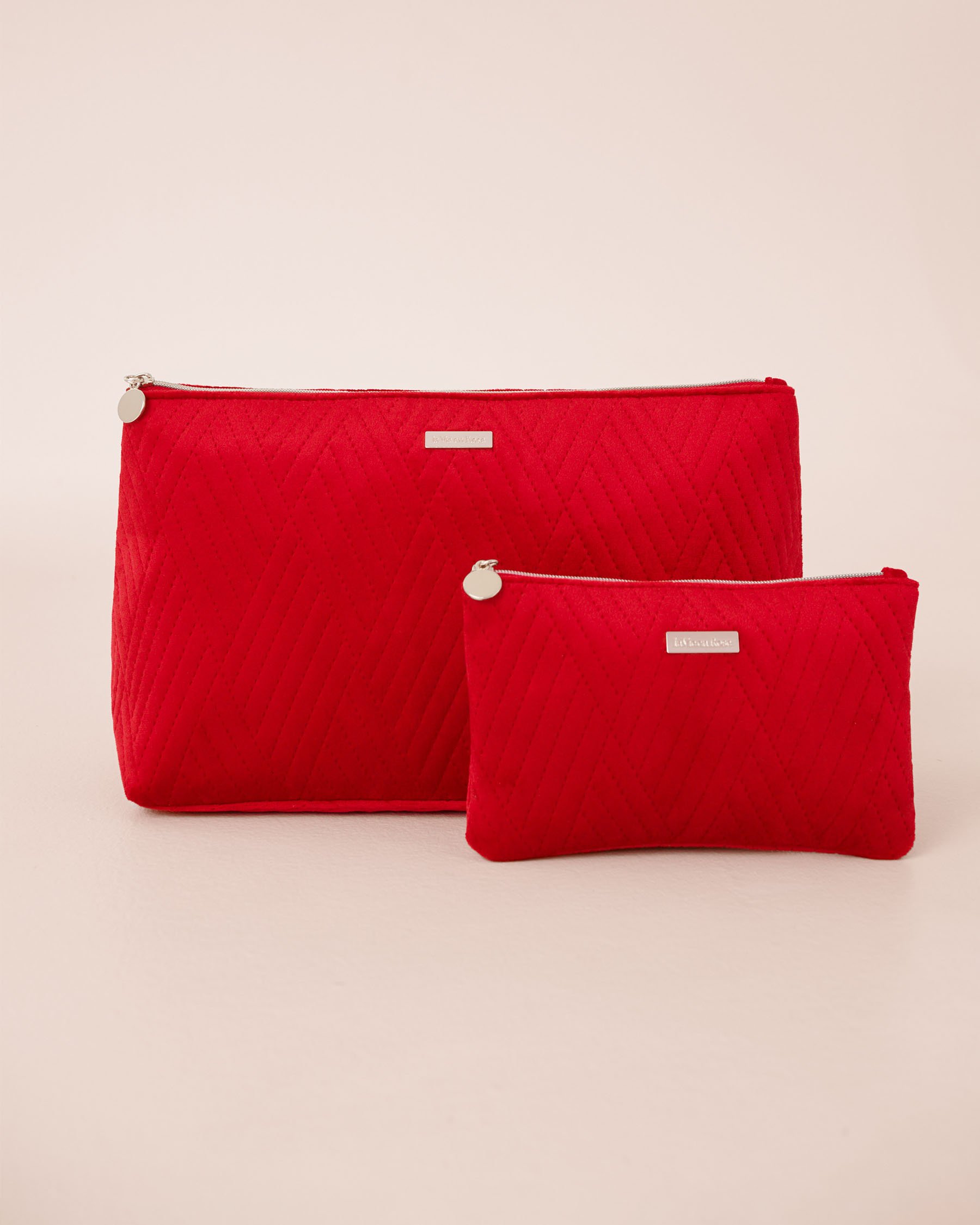 LA VIE EN ROSE 2-in-1 Velvet Cosmetic Bag Merry Red 40700428 - View2