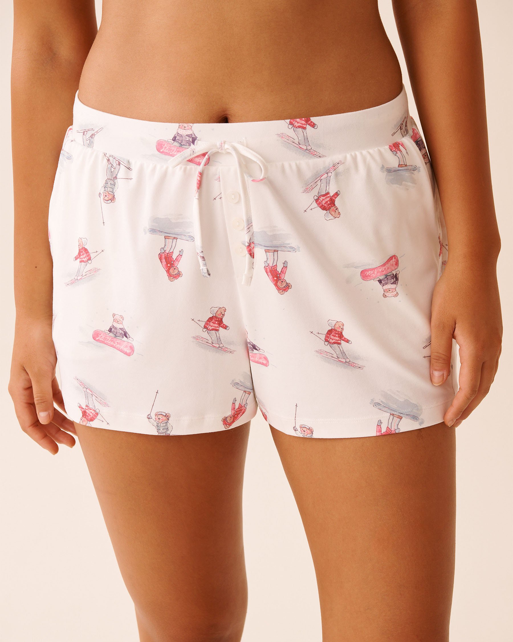 LA VIE EN ROSE Après-Ski Print Super Soft Pajama Shorts White/Skiing Bears 40200798 - View1