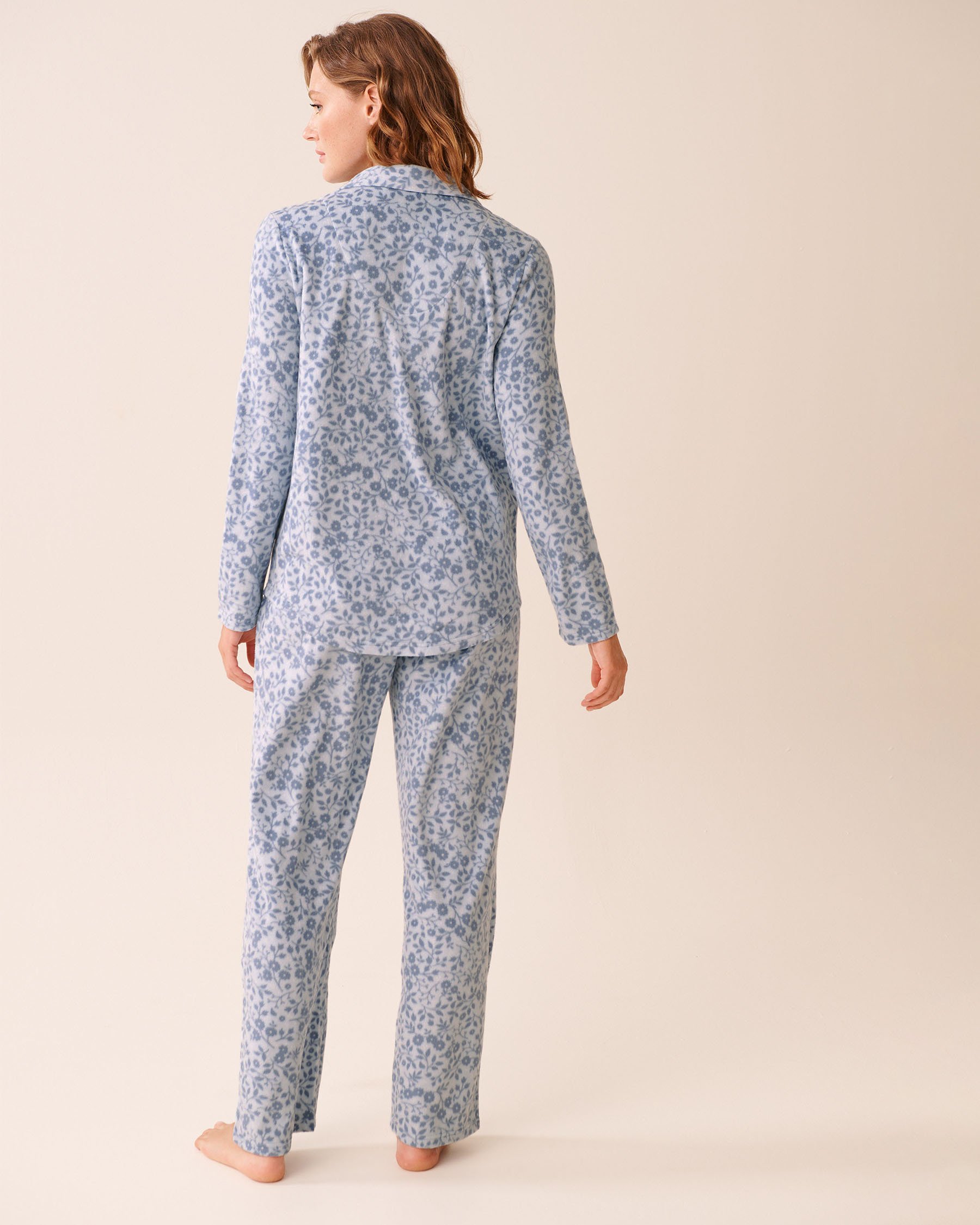LA VIE EN ROSE Ensemble pyjama en polaire imprimé fleurs bleues Fleurs bleues 40400090 - View2