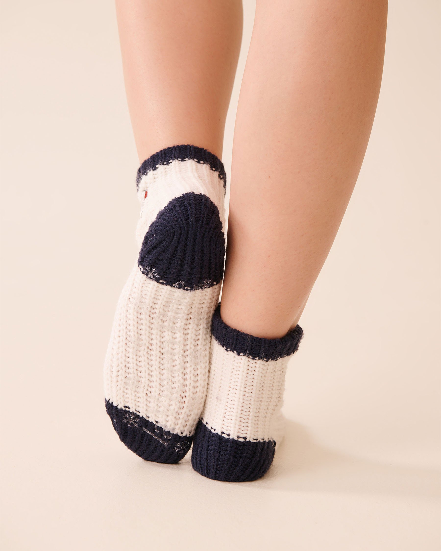 LA VIE EN ROSE Embroidered Cat Socks White/Cat 40700423 - View2