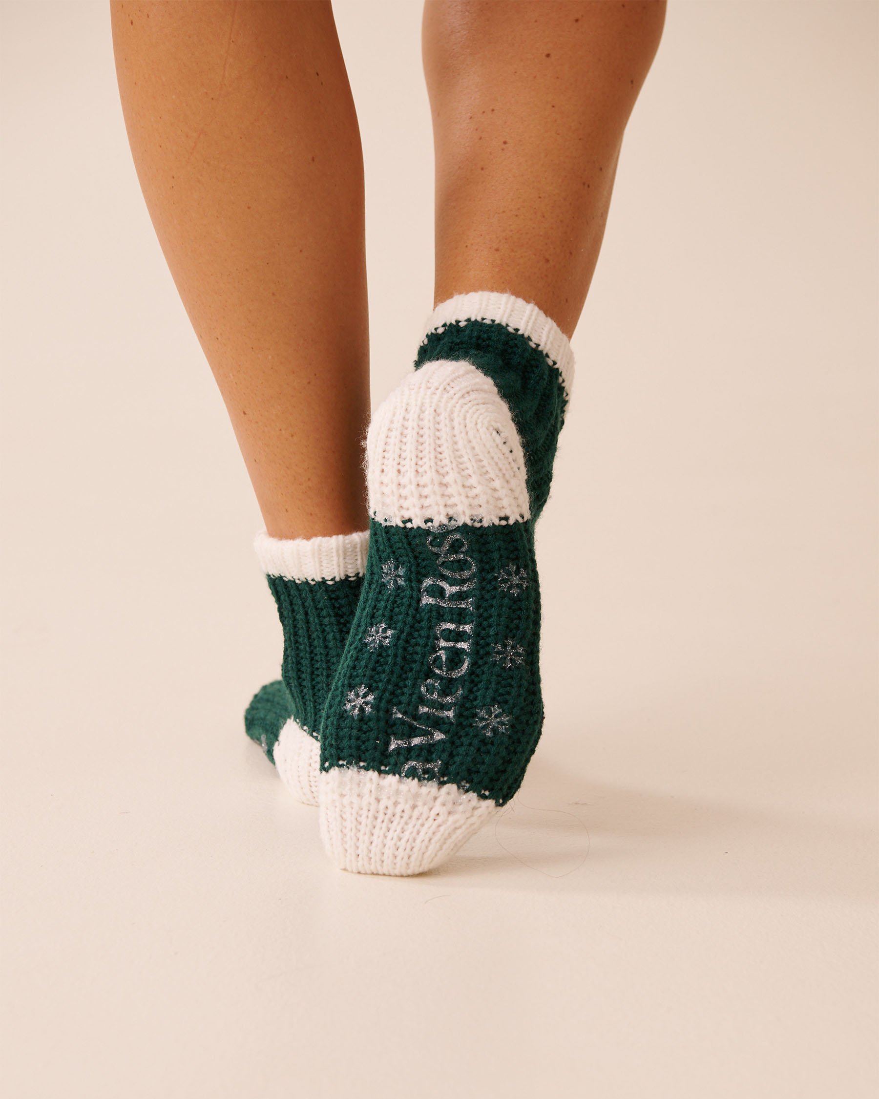 LA VIE EN ROSE Bas en tricot broderie pingouin Vert/Pingouin 40700423 - View3