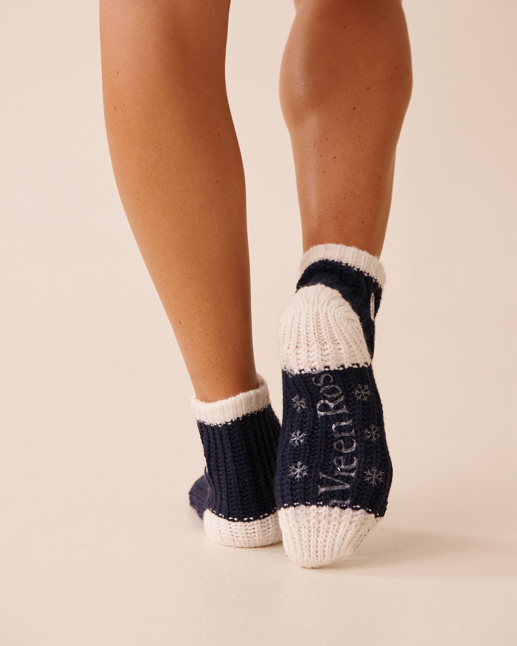 LA VIE EN ROSE Bas en tricot broderie ours polaire Bleu/Ours polaire 40700423 - View2