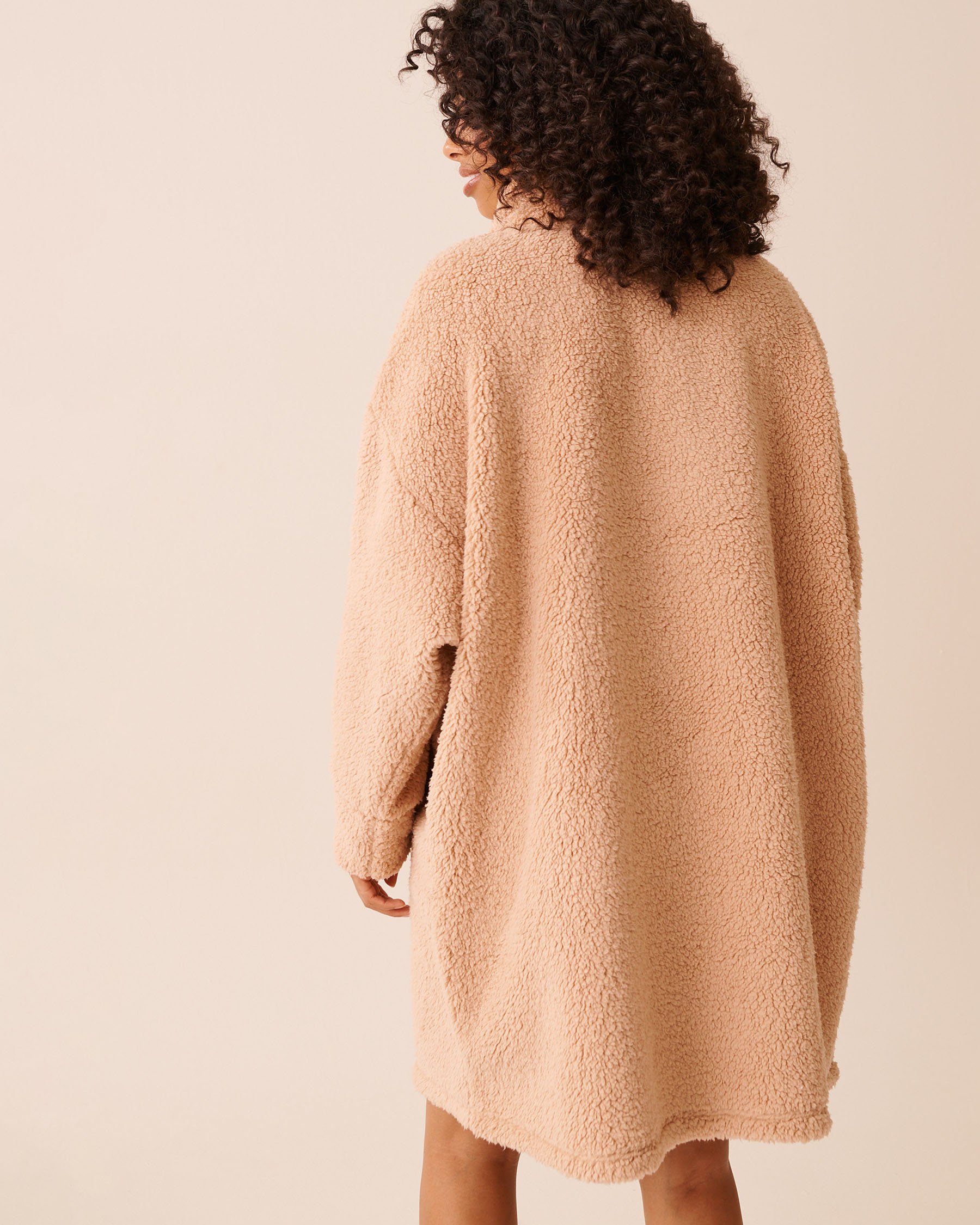 LA VIE EN ROSE Oversized Button-up Sweatshirt Light Brown 40700438 - View2