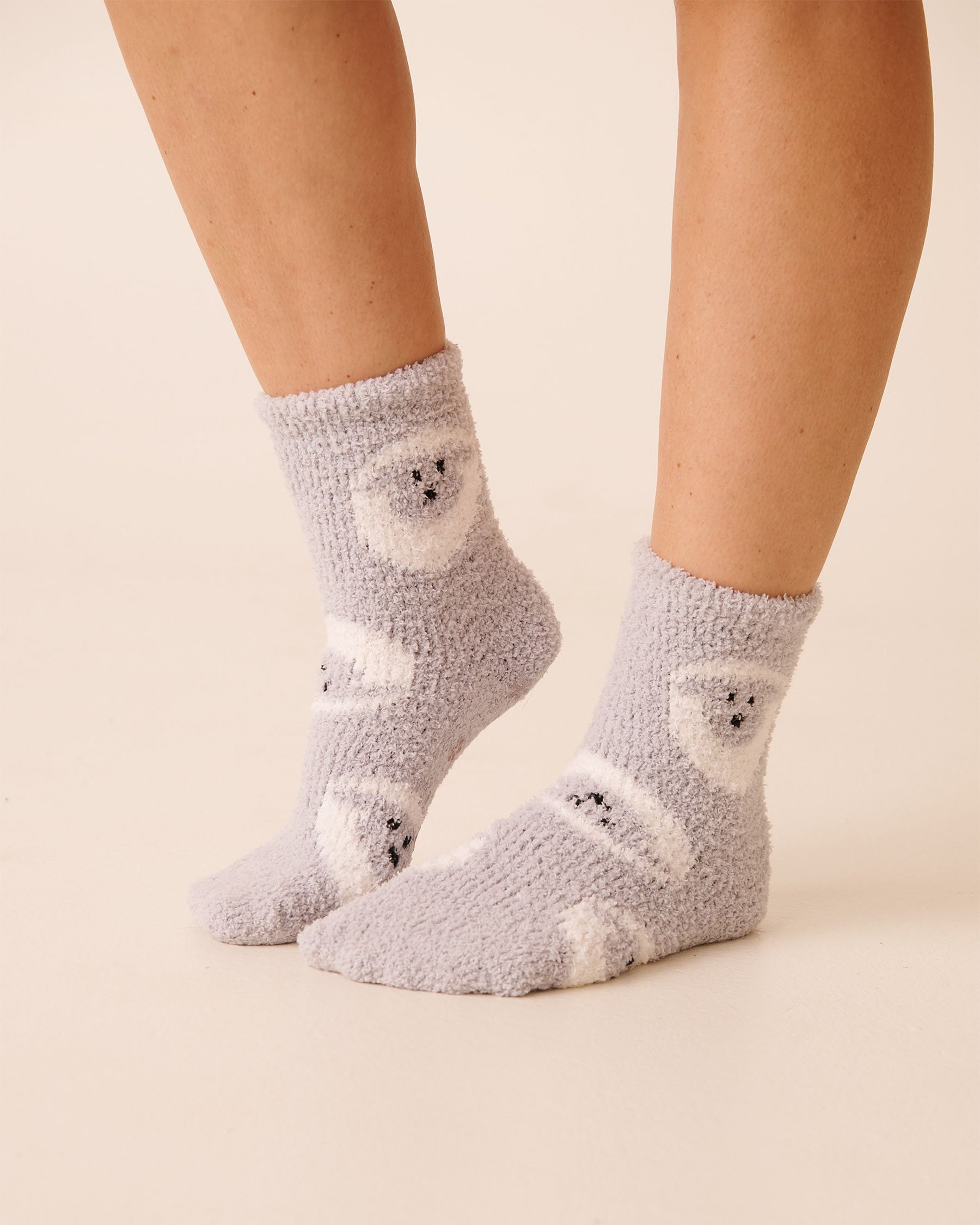 LA VIE EN ROSE Plush Sheep Socks Light Grey/Sheep 40700425 - View1