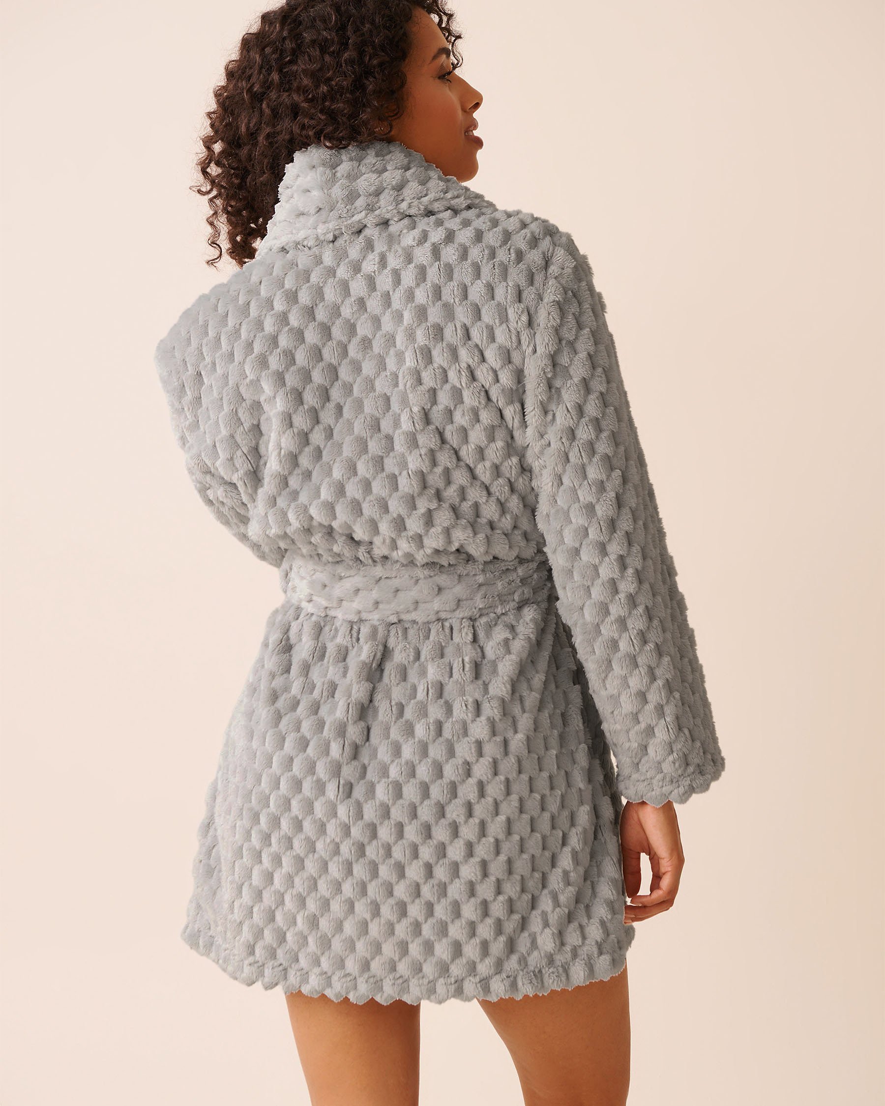 LA VIE EN ROSE Soft Plush Quilted Effect Robe Grey 40600219 - View2