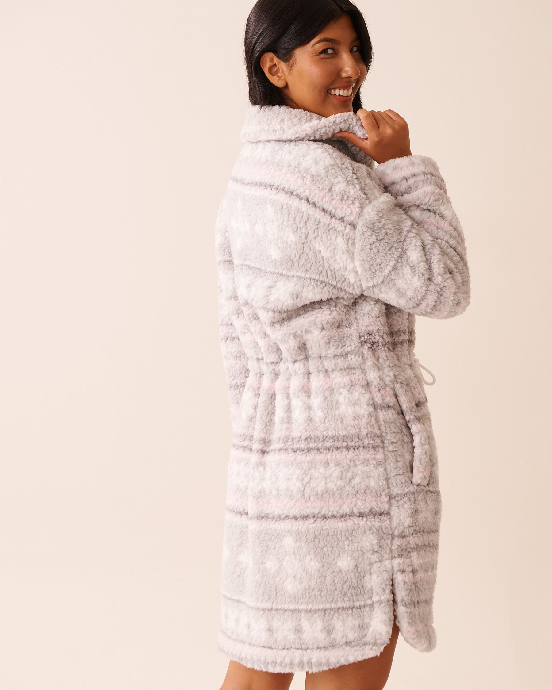 LA VIE EN ROSE Zip-up Funnel Neck Sherpa Robe Grey Fair Isle 40600221 - View2