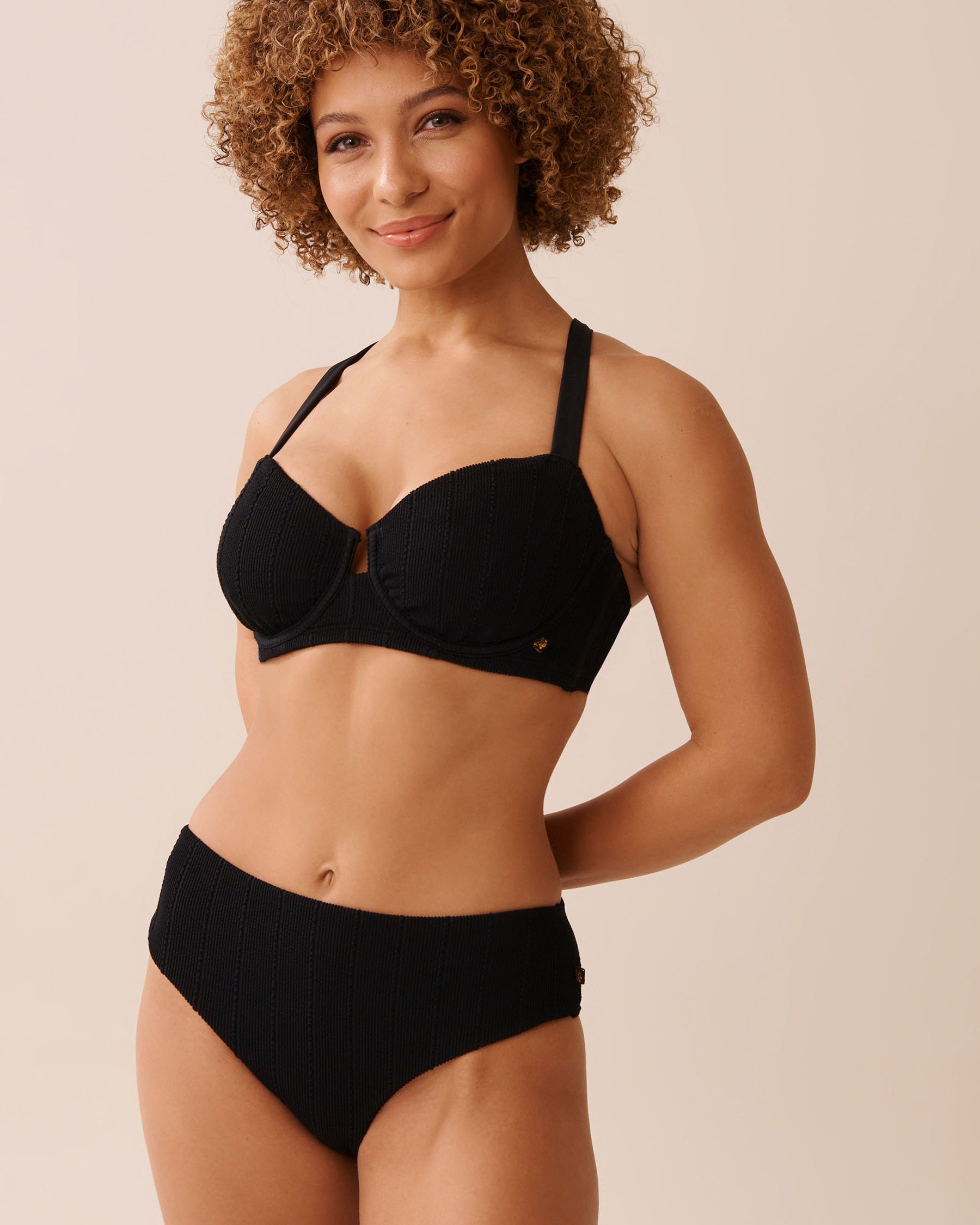 LA VIE EN ROSE AQUA SMOCKED Mid-rise Cheeky Bikini Bottom Black 70300812 - View4