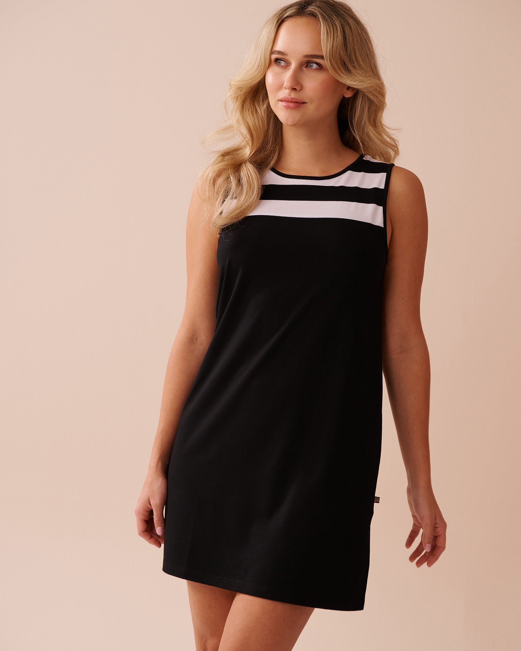 LA VIE EN ROSE AQUA Robe rayée en jersey Noir rayé 80300104 - Voir1
