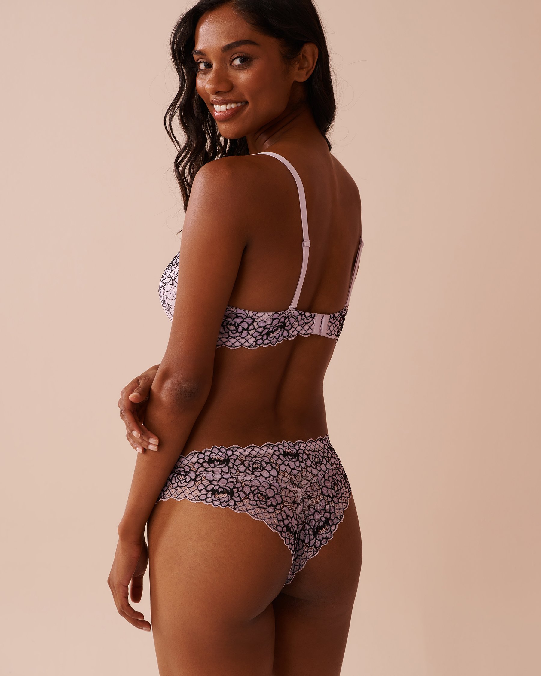 LA VIE EN ROSE Push-up Demi Bra Lavender 10300180 - View2