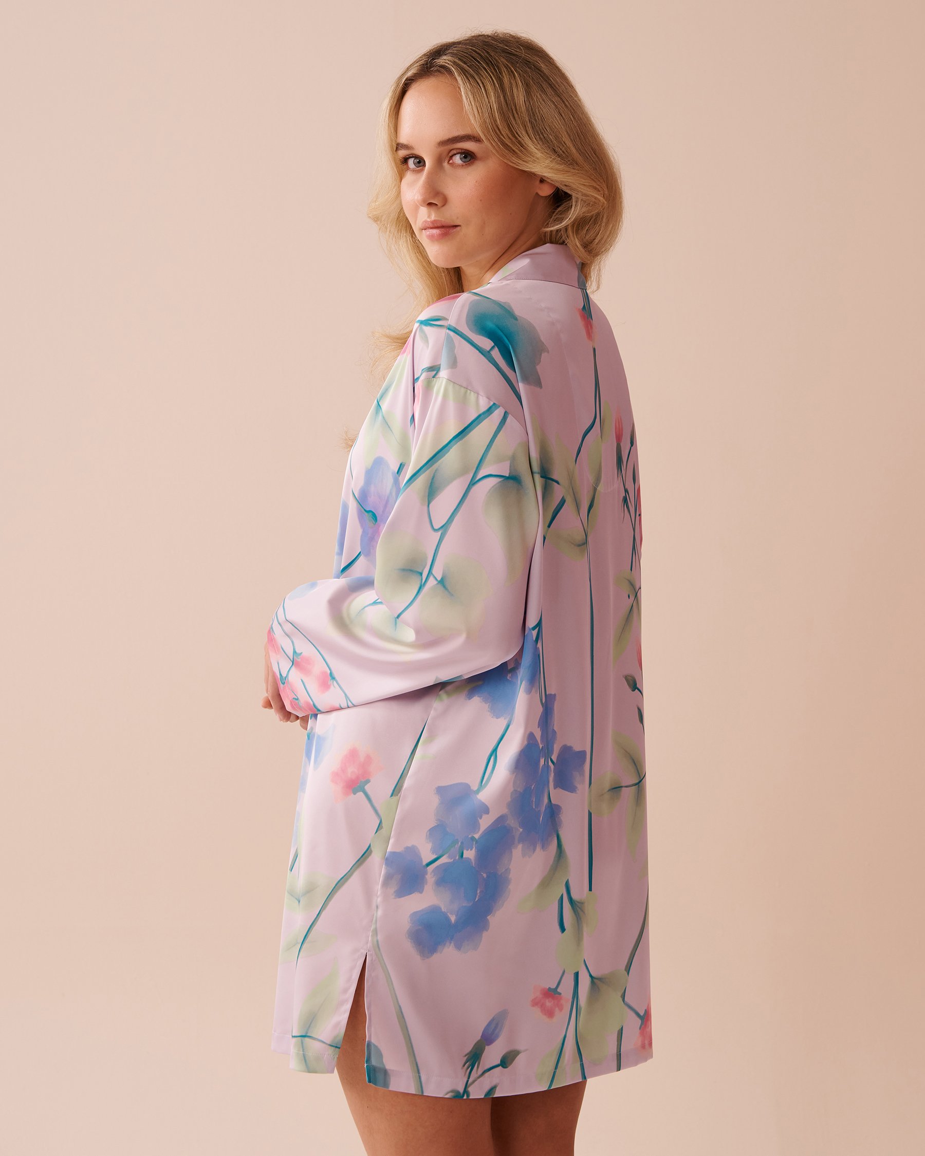 LA VIE EN ROSE Lavender Garden Print Long Sleeve Satin Sleepshirt Lavender Garden 60500172 - View2